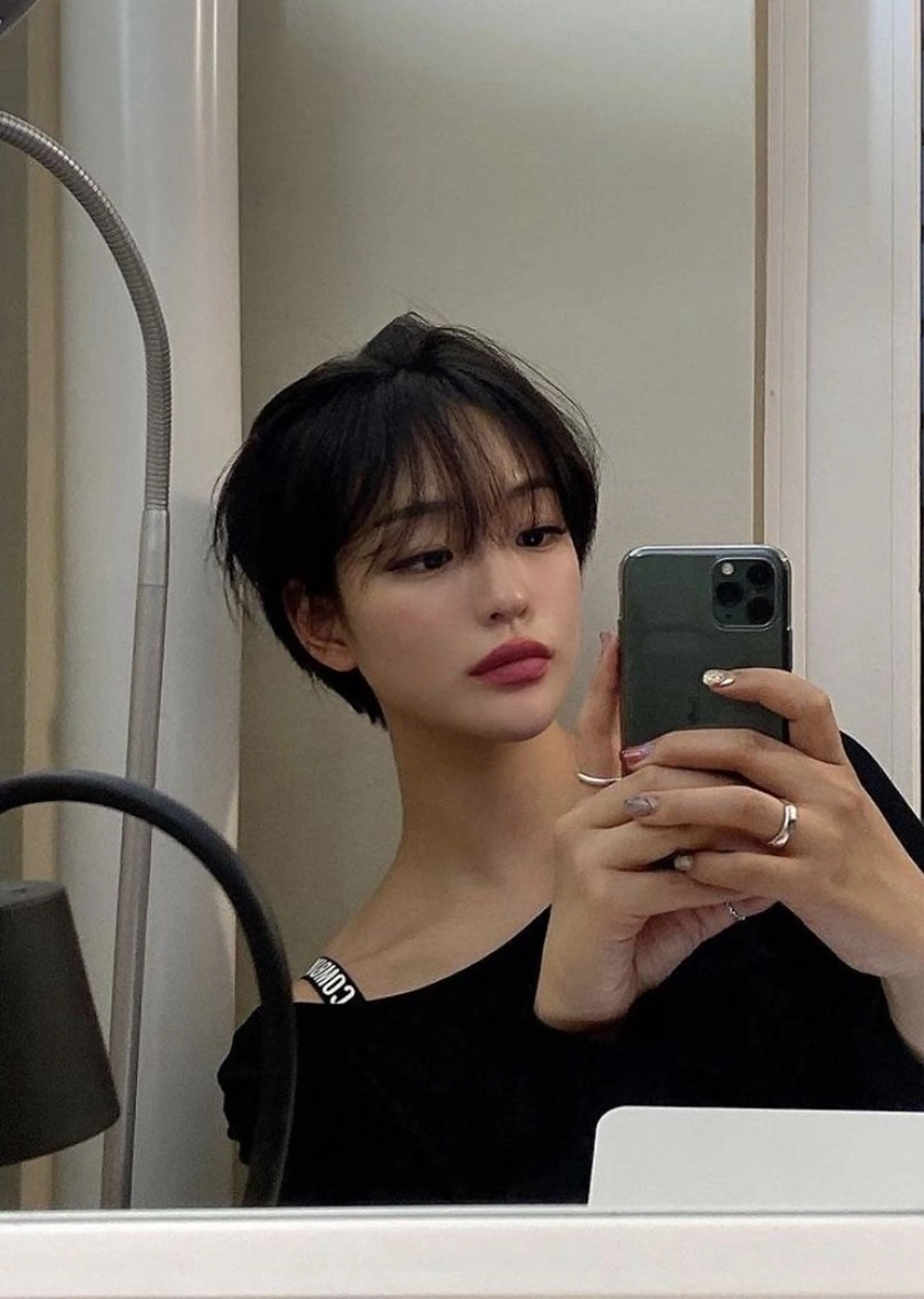 ショート NERO 松井 隆人のヘアスタイル