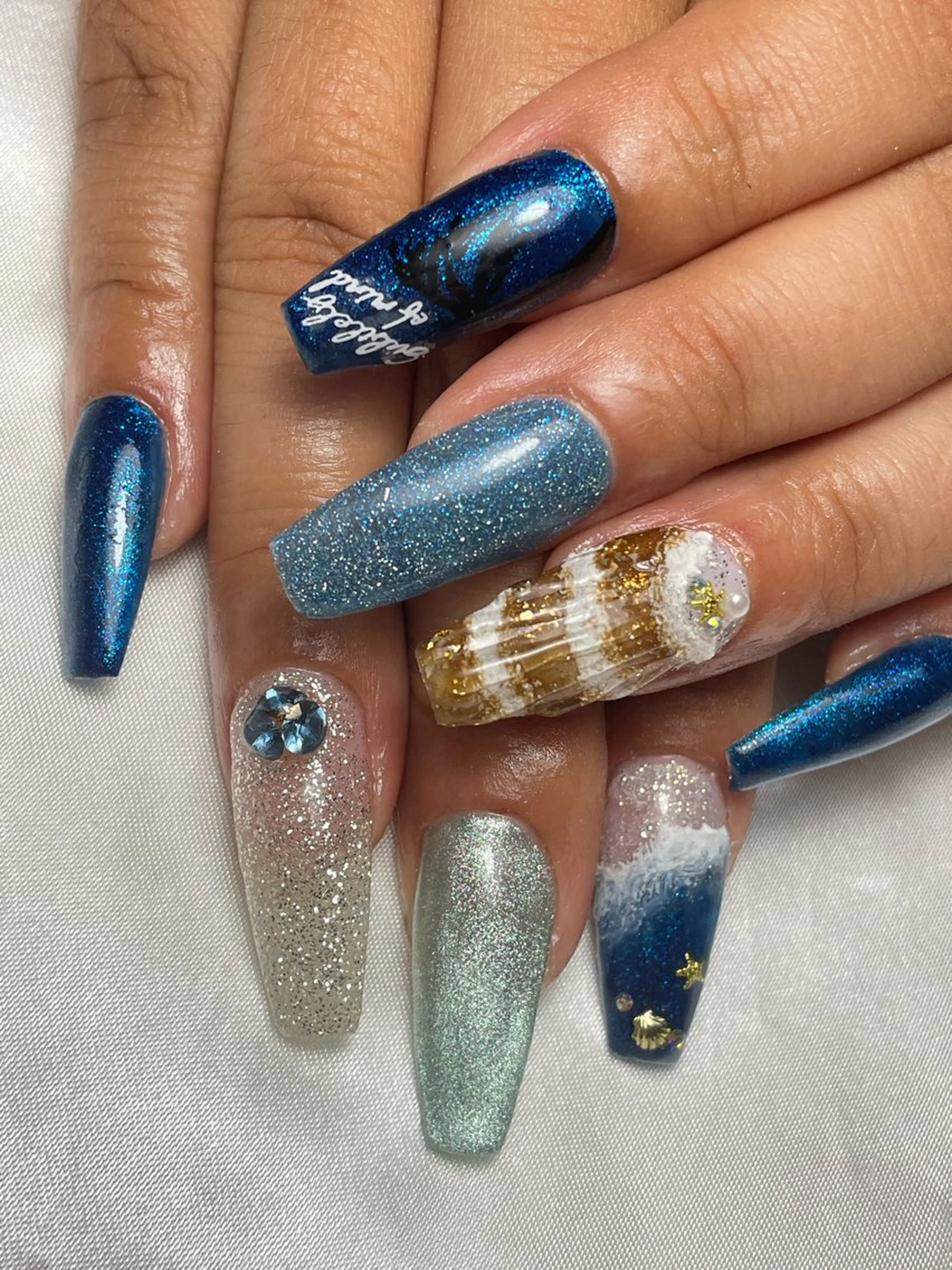 ネイル 長さ出し フラッシュネイル マグネットネイル 夏ネイル ネイルチップ BavardageNail所属・Bavardage Nailのネイルデザイン