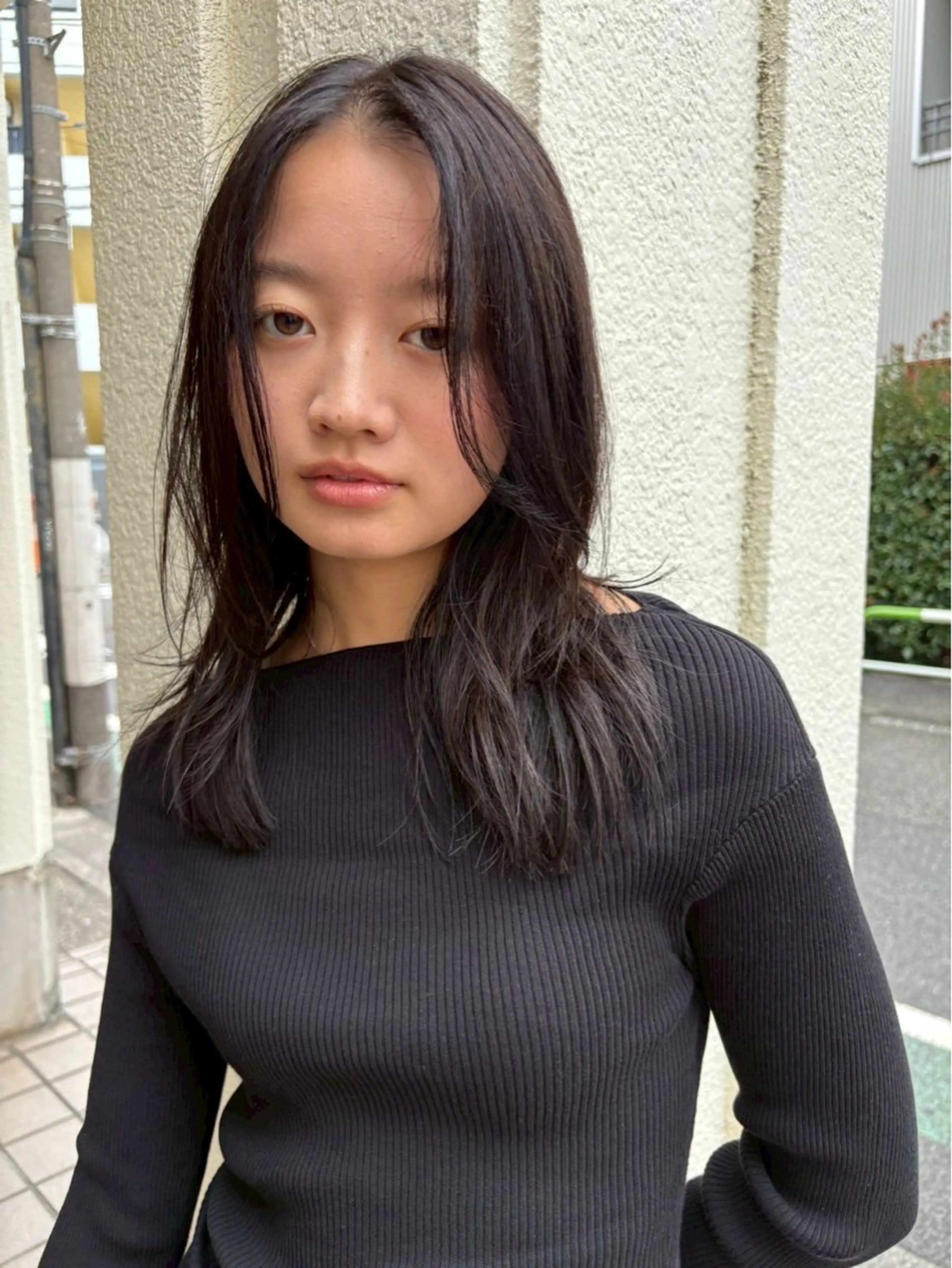 ミディアム カラー パーマ ミディアムパーマ アッシュ バレイヤージュ ベージュカラー ブリーチ カット ヘアカラー 縮毛矯正 トリートメント CEINE loqのヘアスタイル