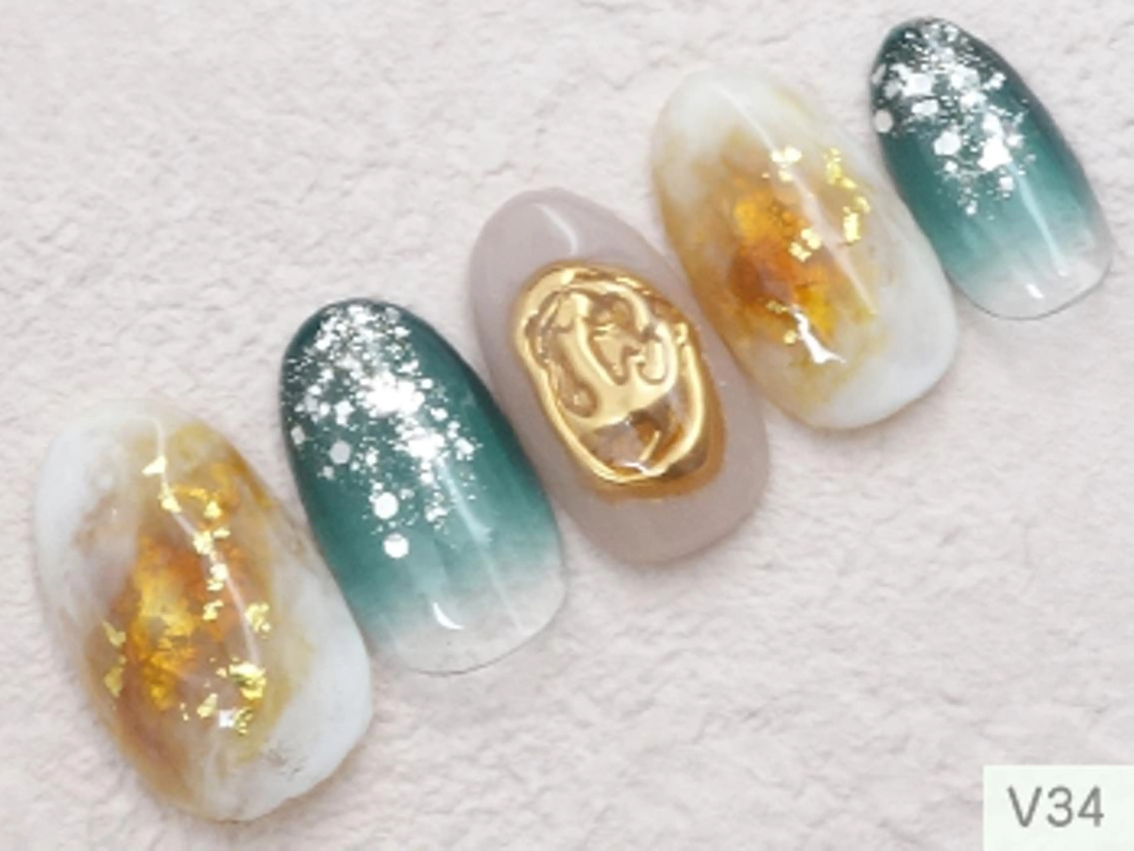 ネイル アートネイル ジェルネイル マグネットネイル ネイル nanのネイルデザイン