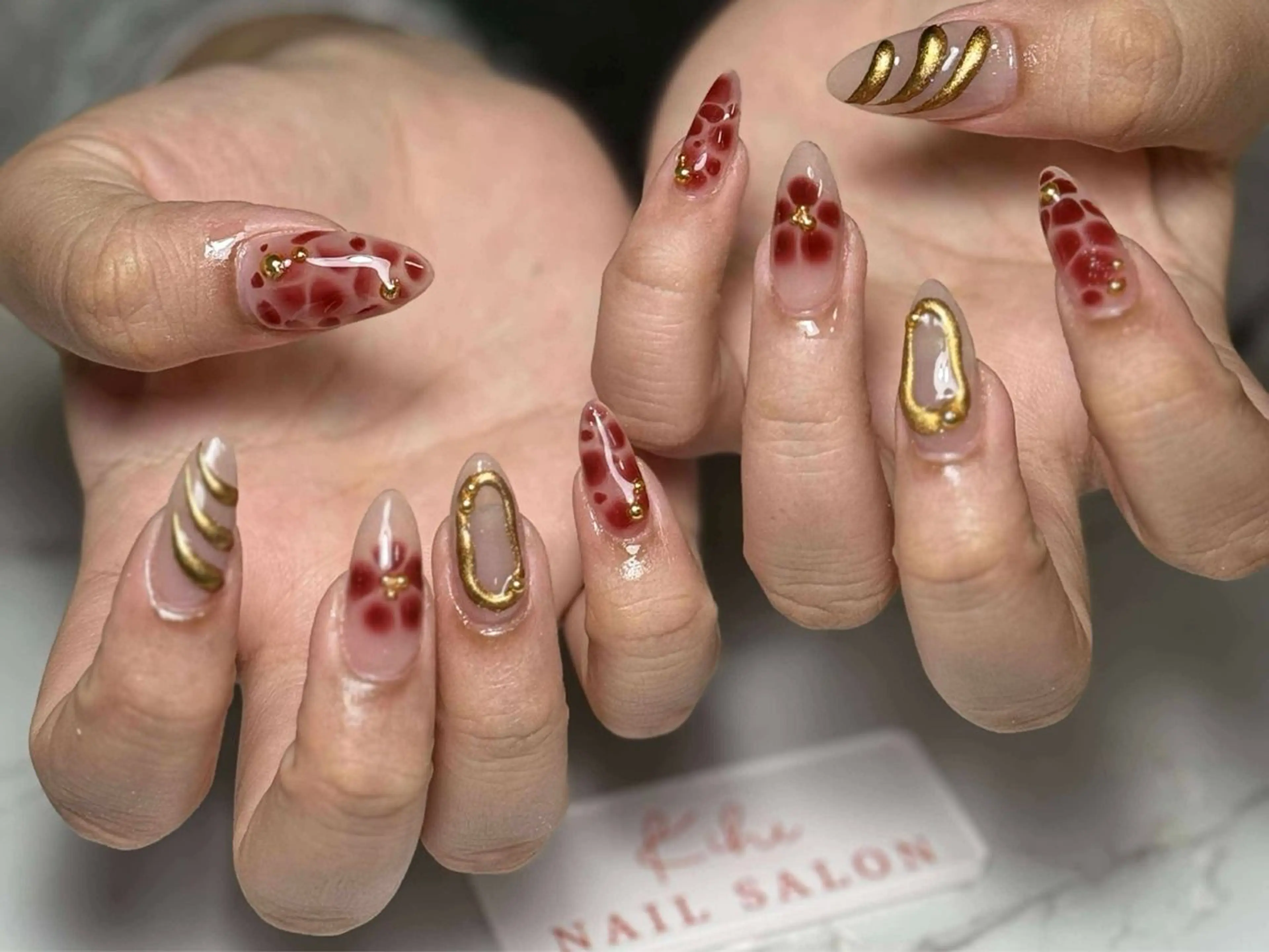 ネイル アートネイル フレンチネイル ジェルネイル グラデーション 韓国ネイル ハンドネイル 💕鈴木ユリ パラジェル/オフ無料のネイルデザイン