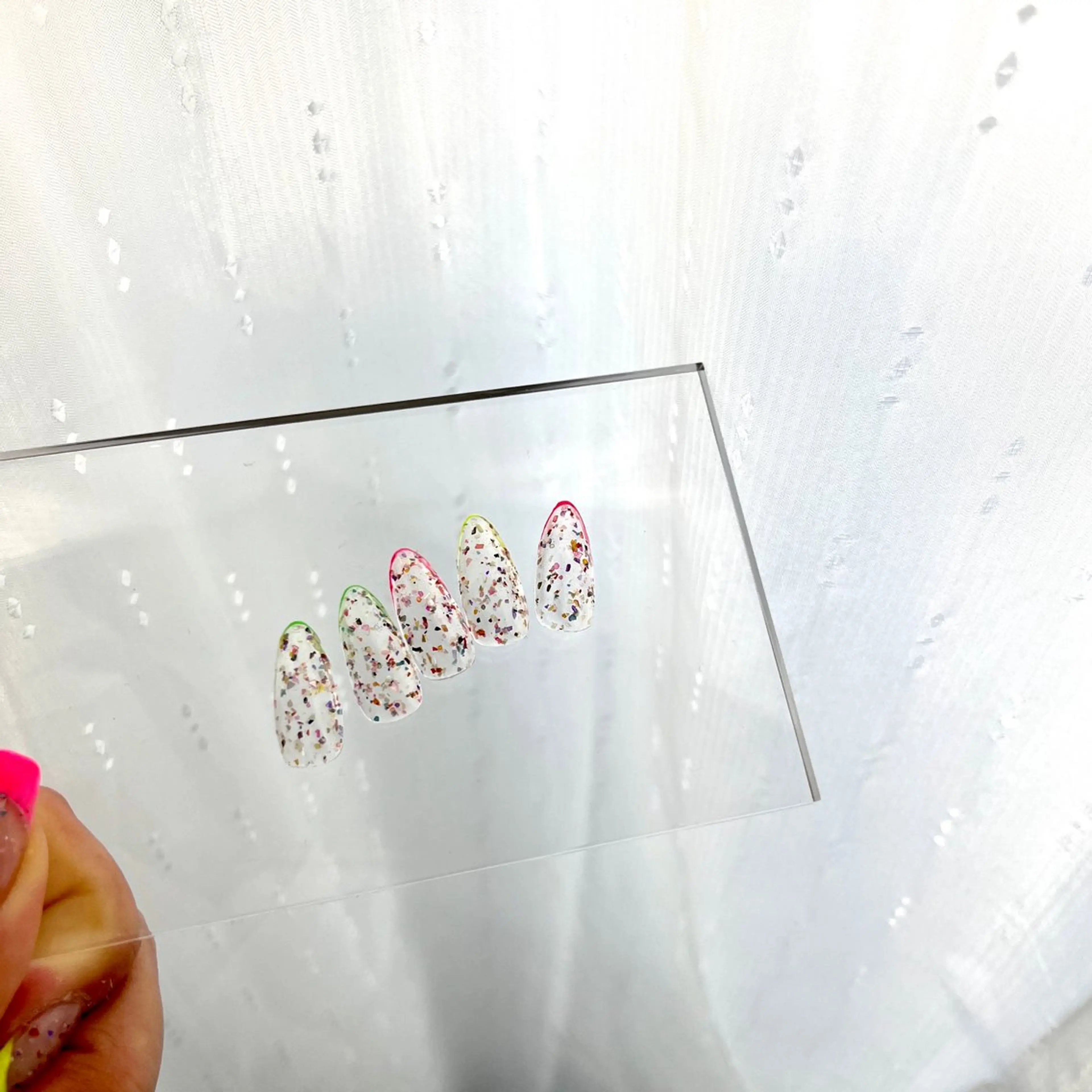 ネイル 城東区ネイルサロン carpediemのネイルデザイン