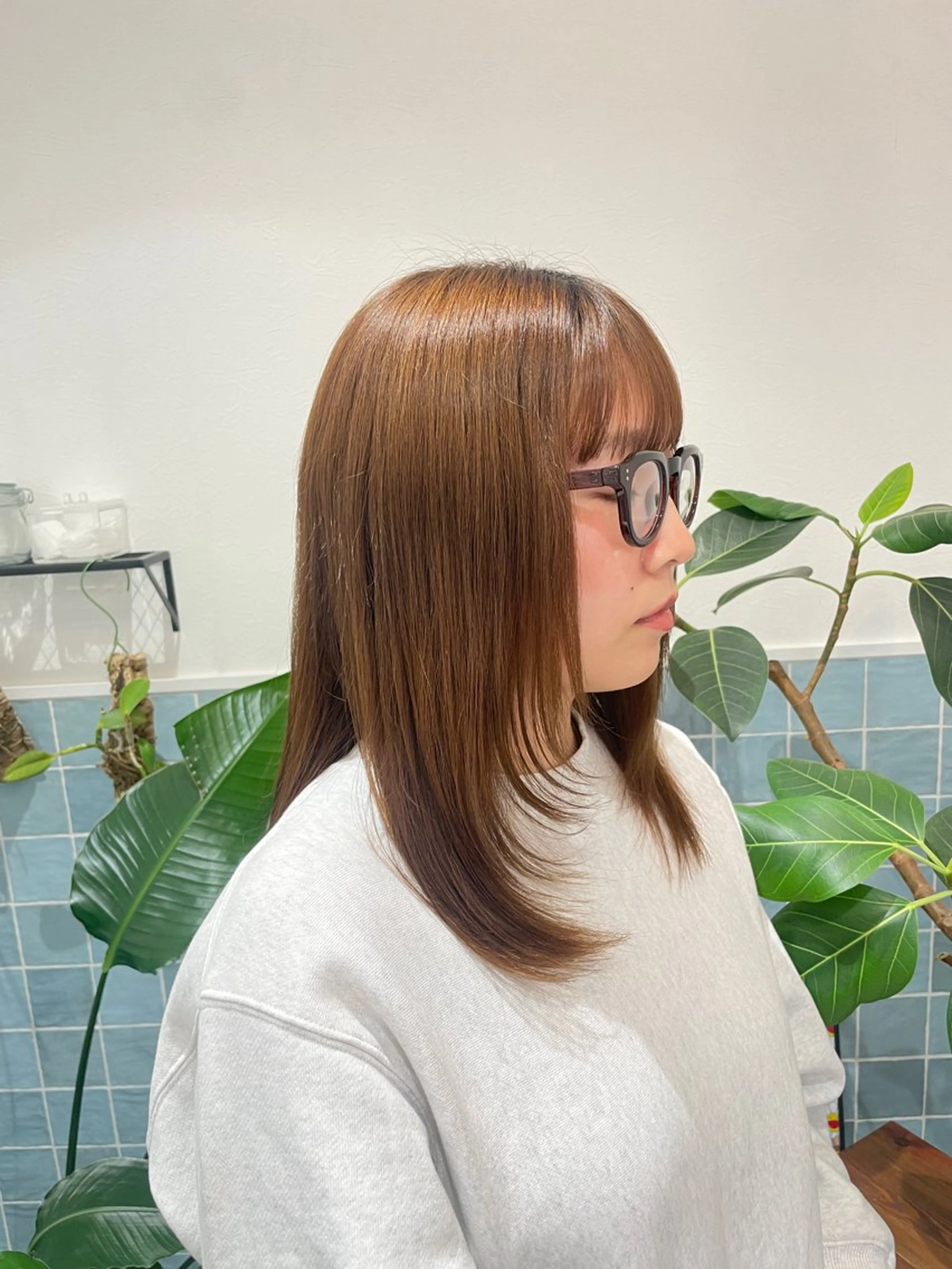 ミディアム 顔周りカット レイヤーカット 🕊髪質改善 ストレート🕊まいのヘアスタイル
