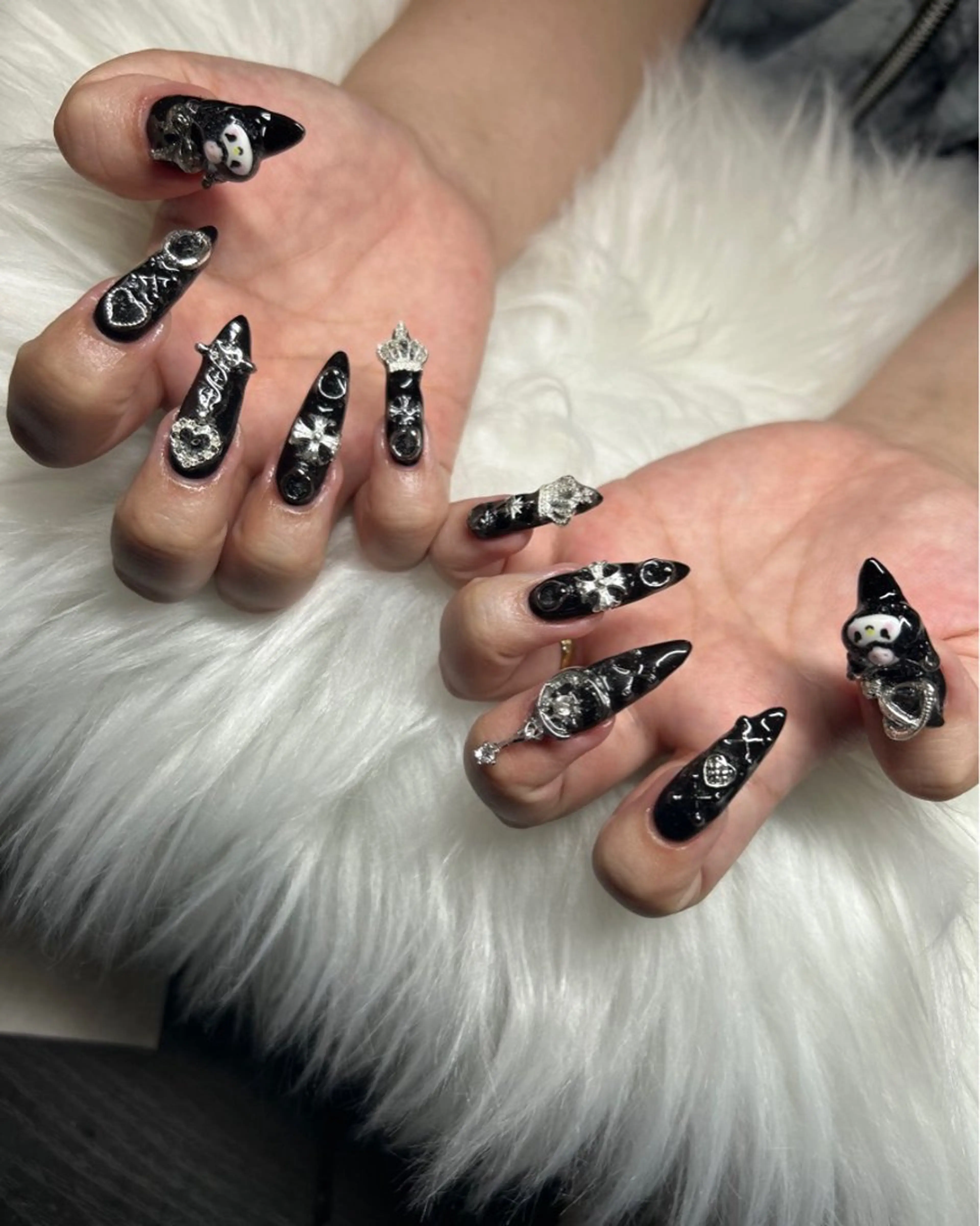 ネイル Queen Nail 柏店　クイーンネイルのネイルデザイン