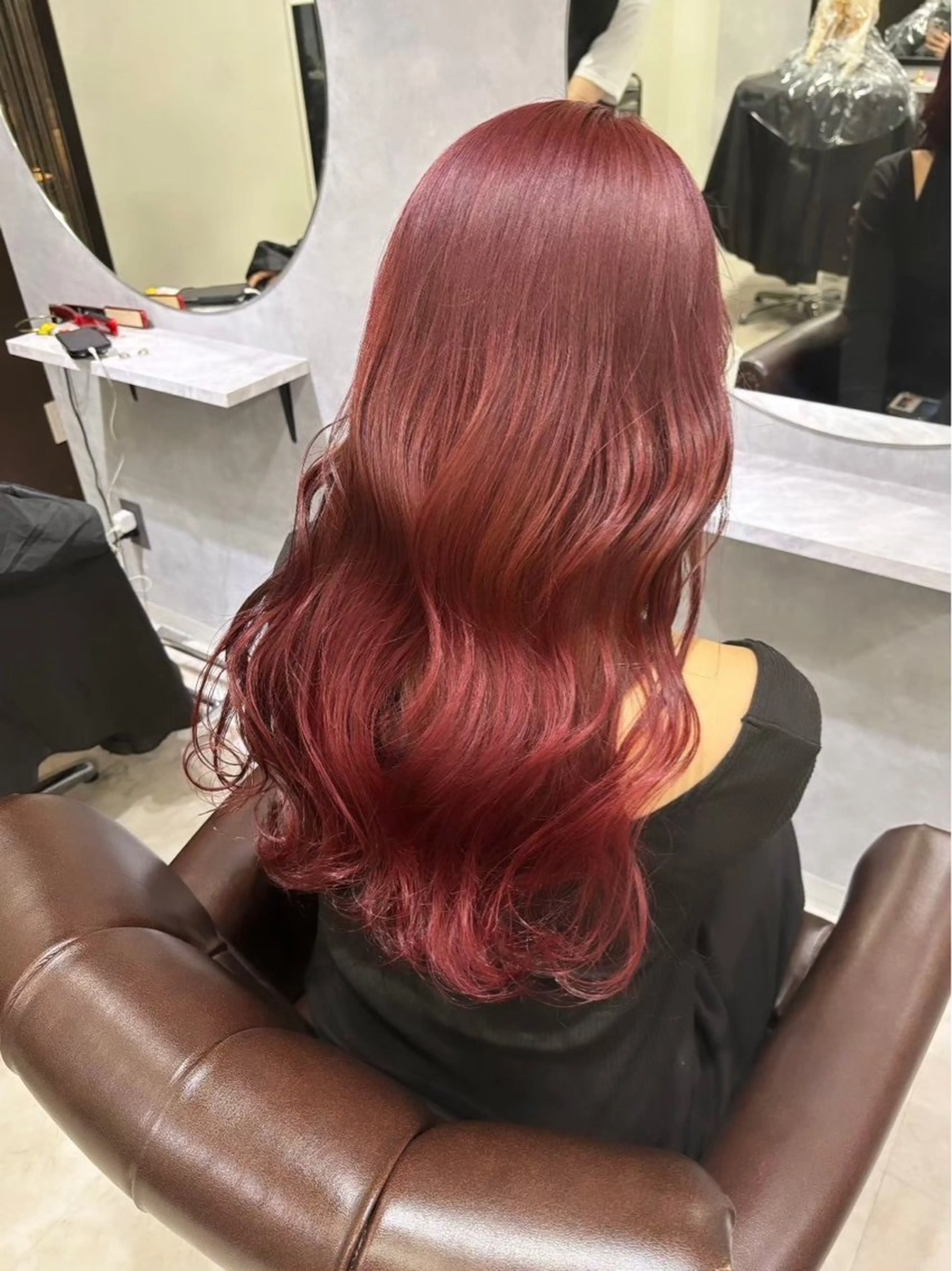 セミロング 🐶カラー特化🌈 池袋/ハイトーン/陸のヘアスタイル