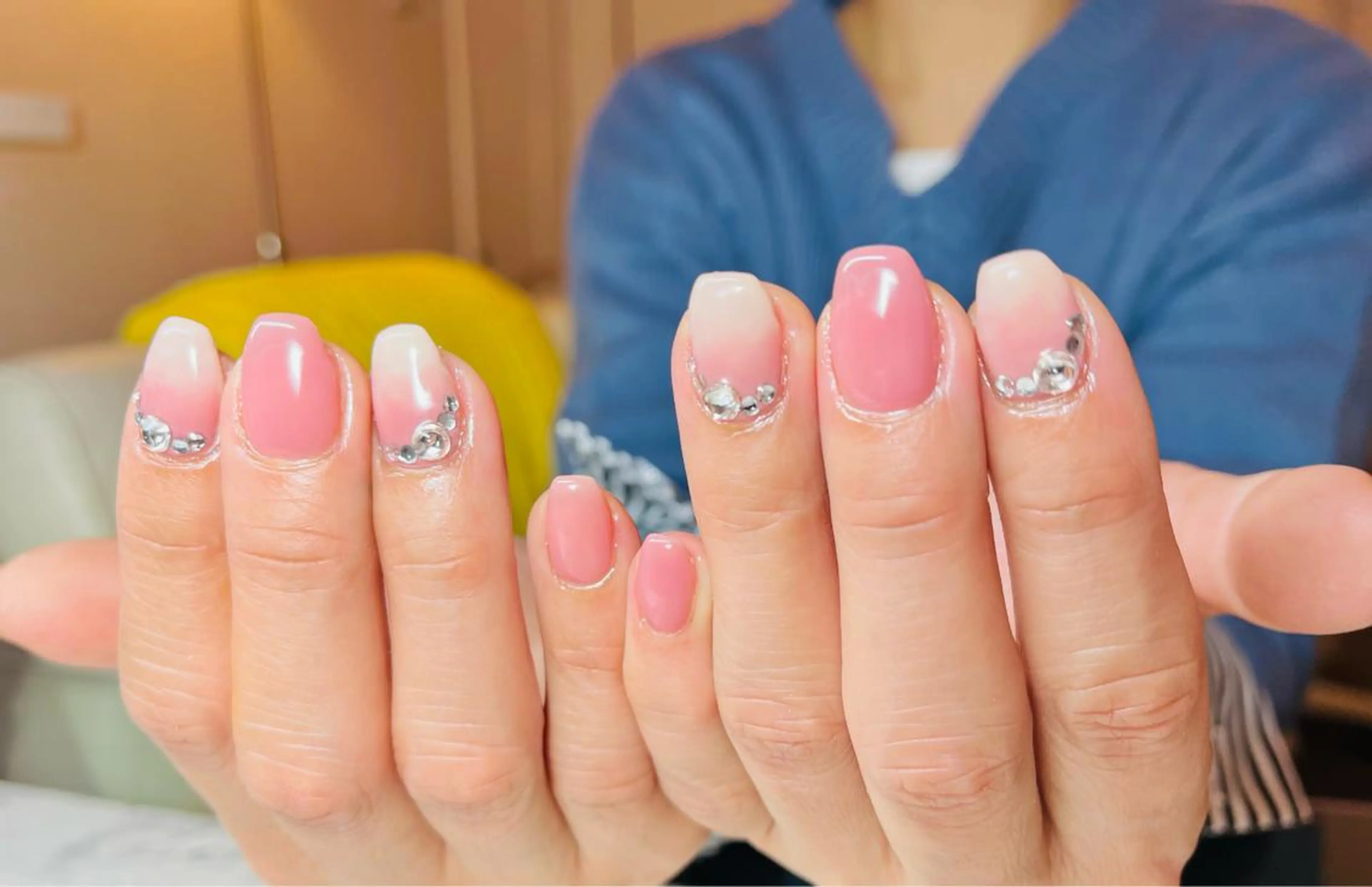 ネイル 金山 沙織のエステ・リラクイメージ