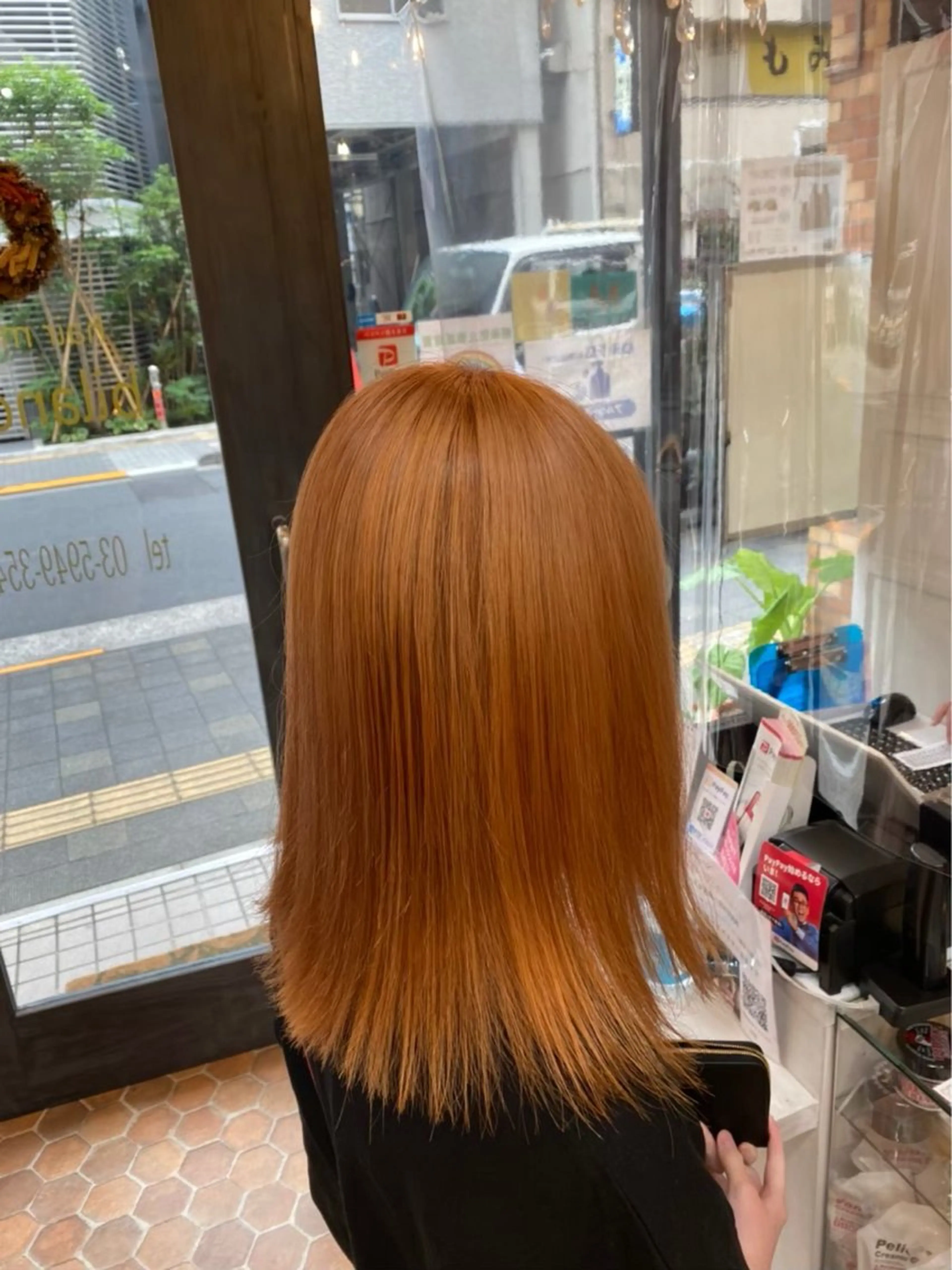 セミロング 金子 明日香のヘアスタイル