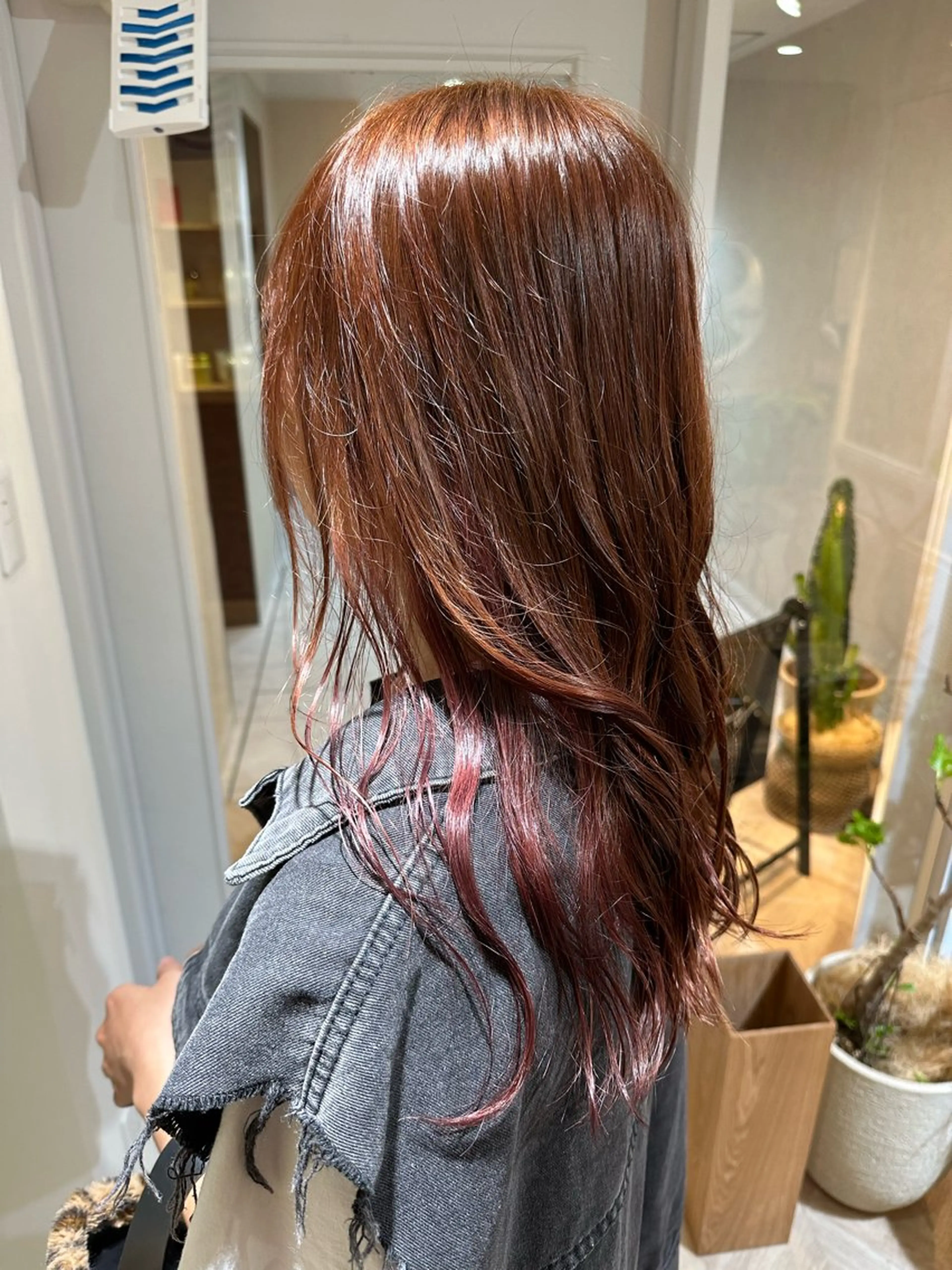 カラー 艶髪カラー/レイヤ ー支持No.1renのヘアスタイル