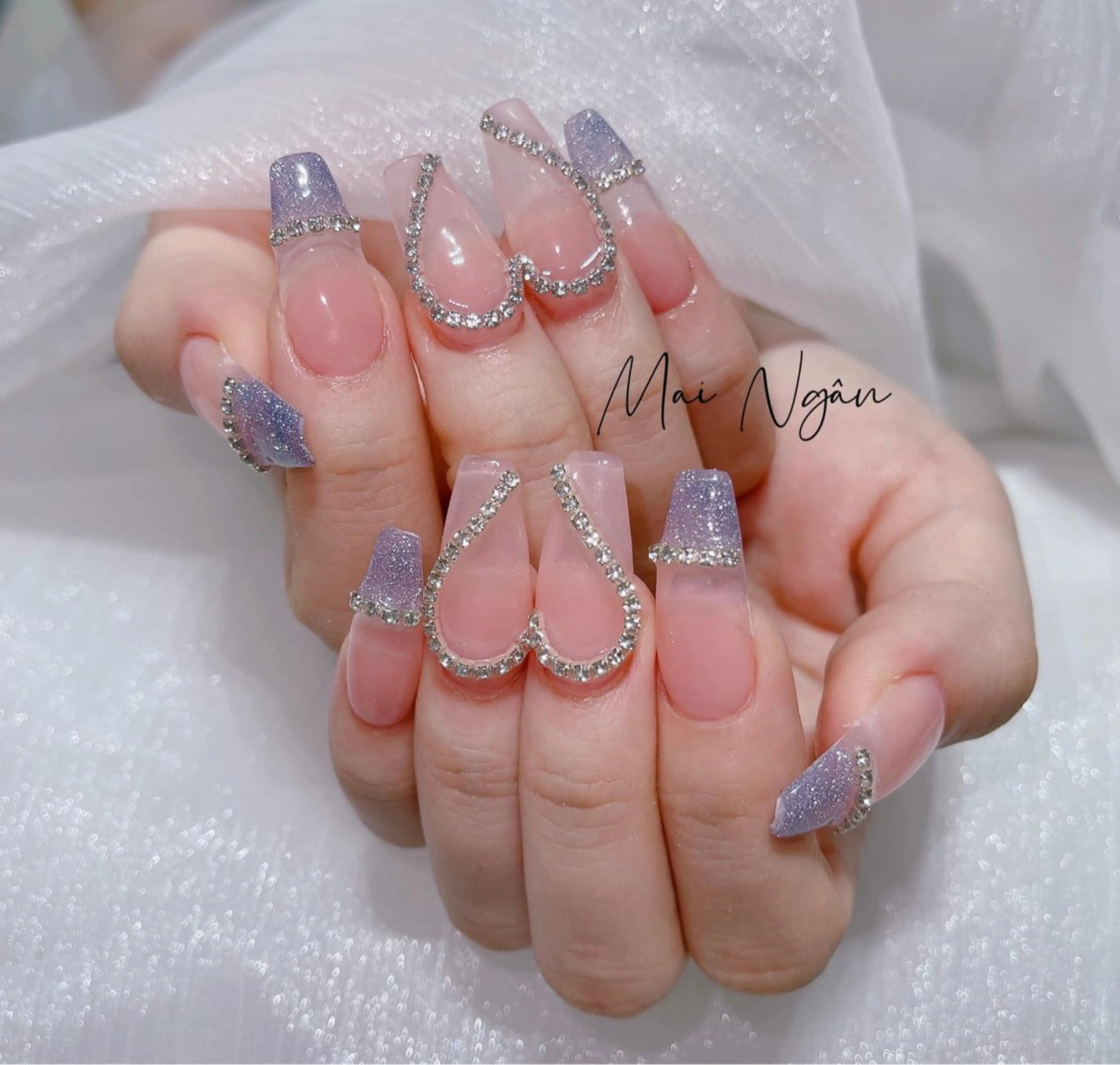 ネイル チークネイル ジェルネイル 韓国ネイル マグネットネイル パラジェル ハンドネイル MaiBeauty To  Toのネイルデザイン