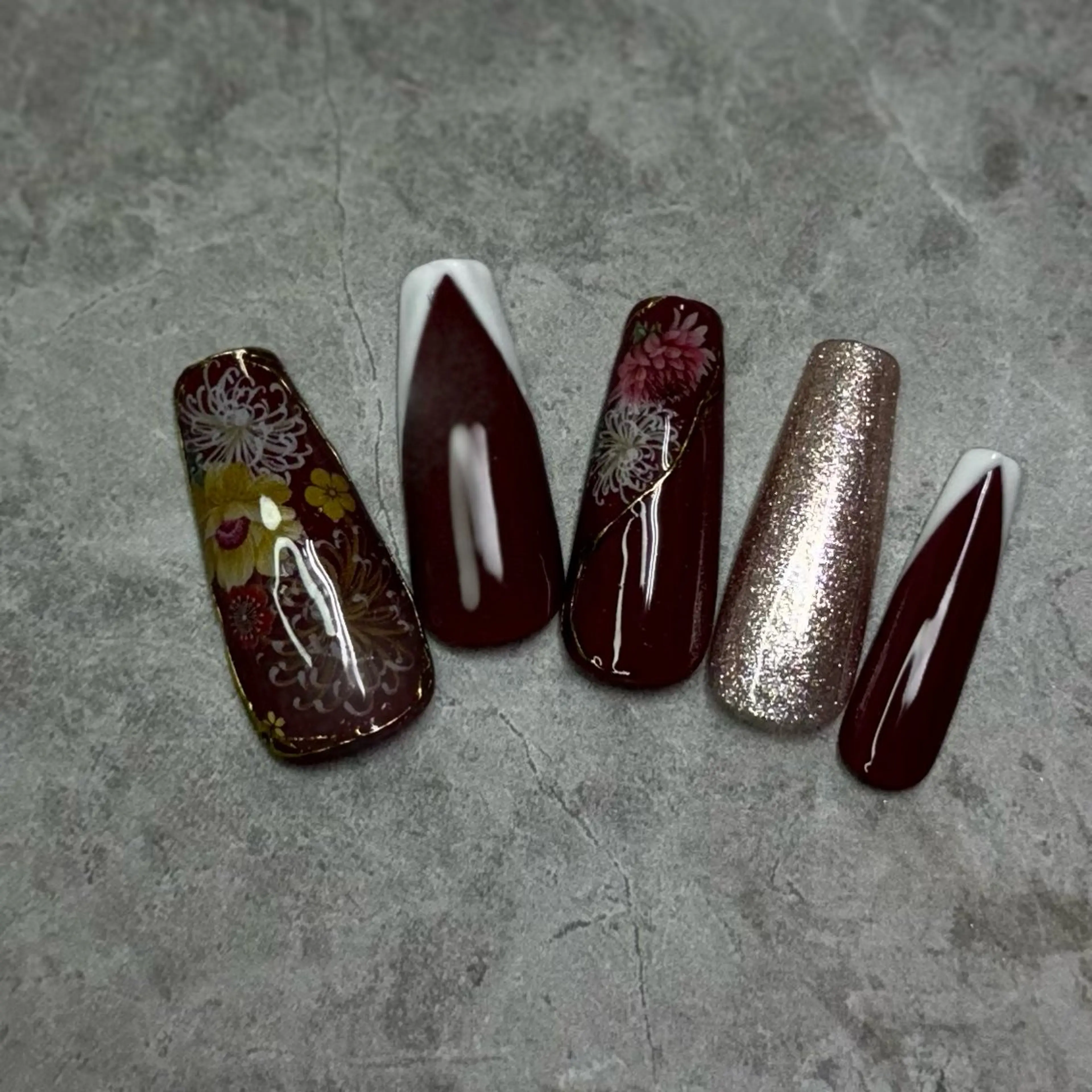 ネイル 成人式 ネイルサロン チュルのネイルデザイン