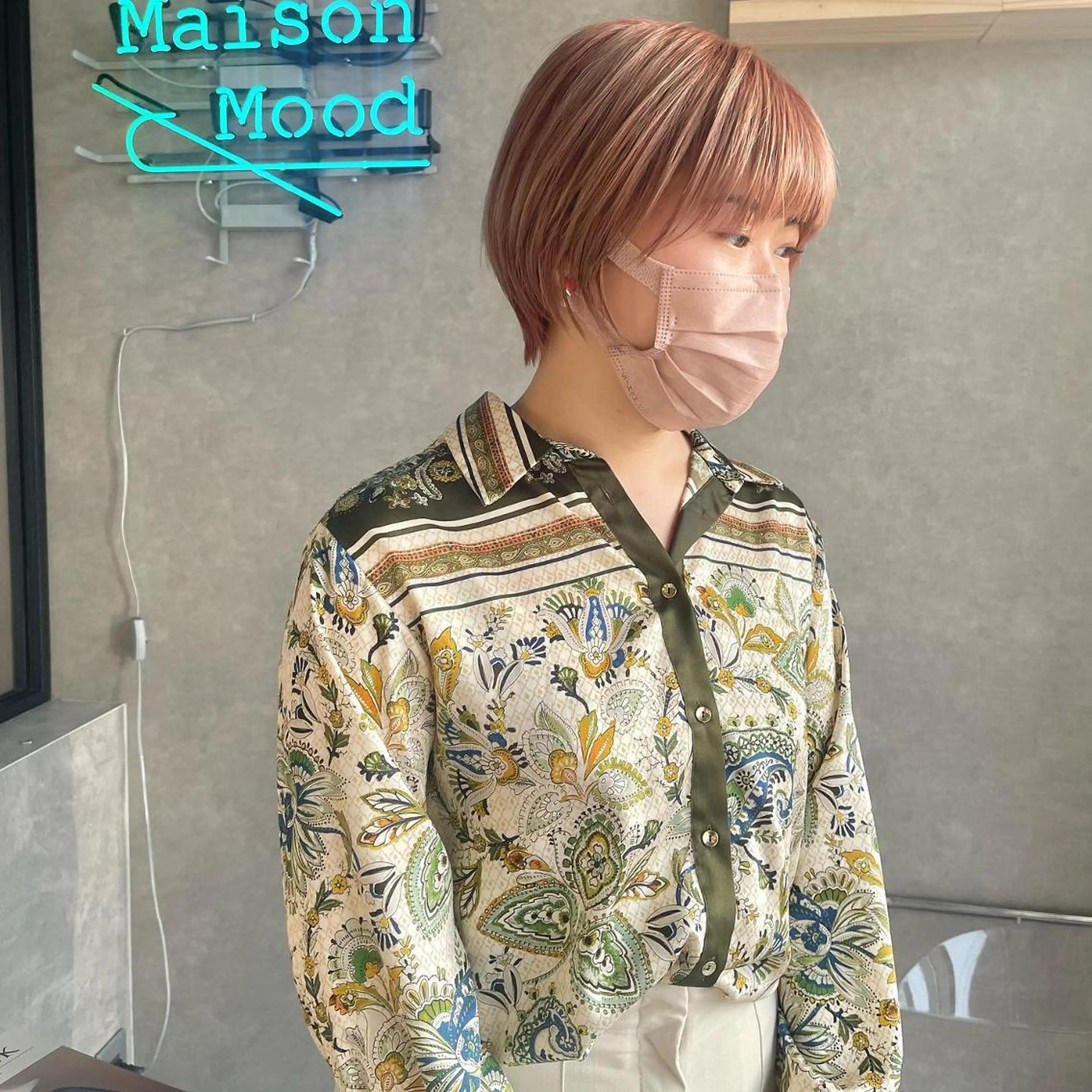 ミディアム mood tatemachiのヘアスタイル