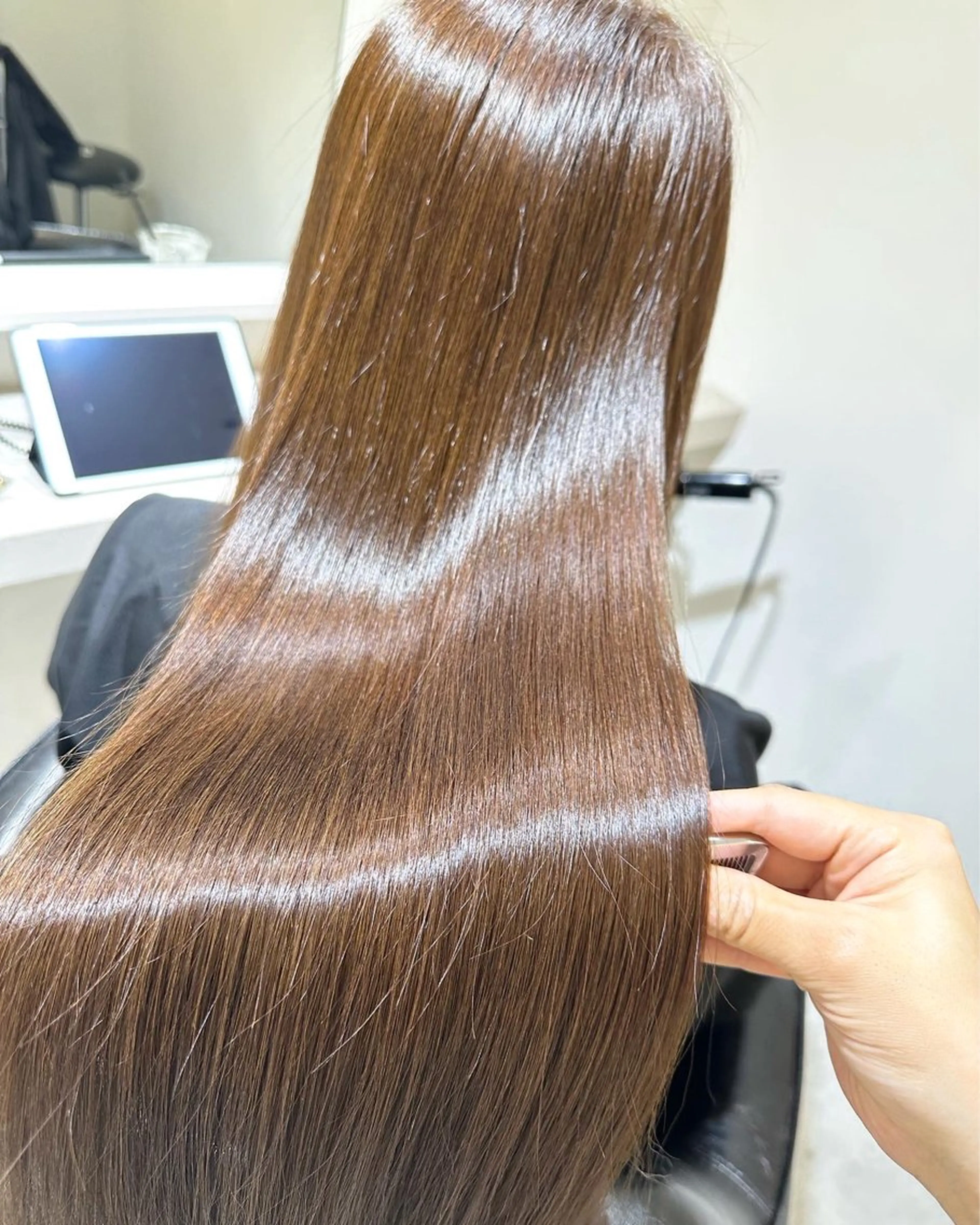 ロング カラー 髪質改善 ロング カット ヘアカラー 縮毛矯正 トリートメント 荒木 ひろかのヘアスタイル