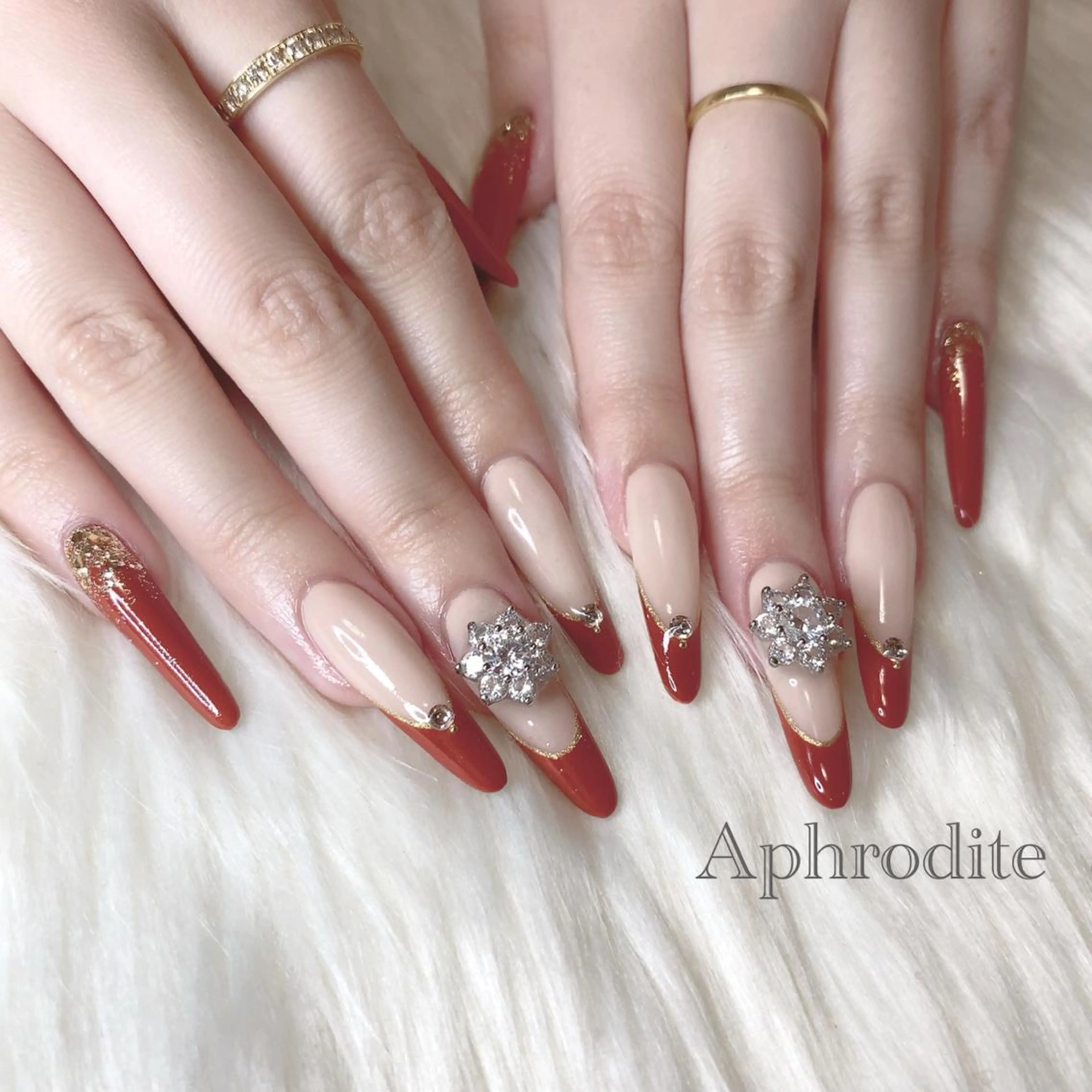 ネイル Aphrodite パラジェル認定サロンのネイルデザイン