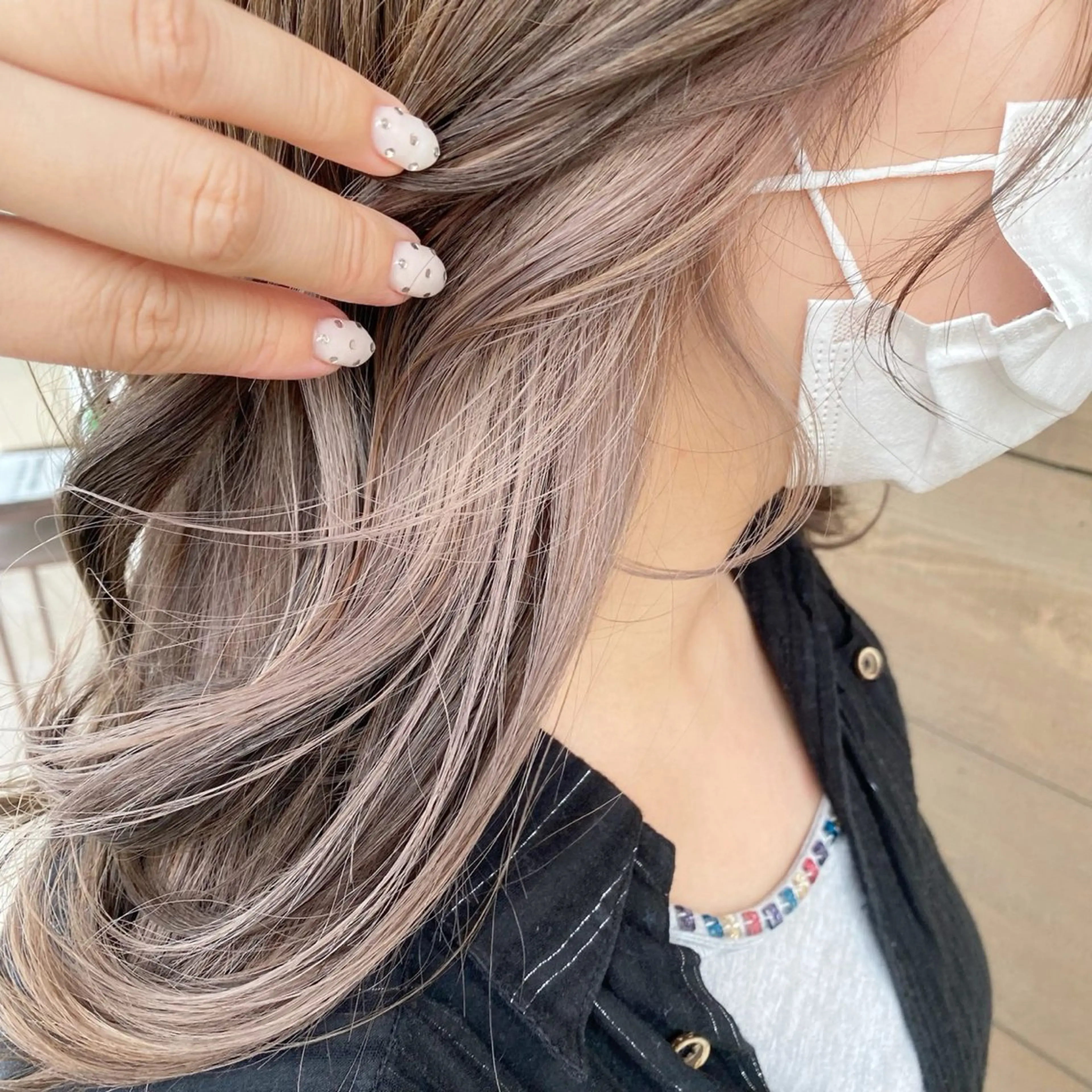 【ミニモ学割】初カラーにオススメ🩷カラーのみの方でもイメージを変えやすい。インナーブリーチ＋全体カラー＋超音波TRの写真