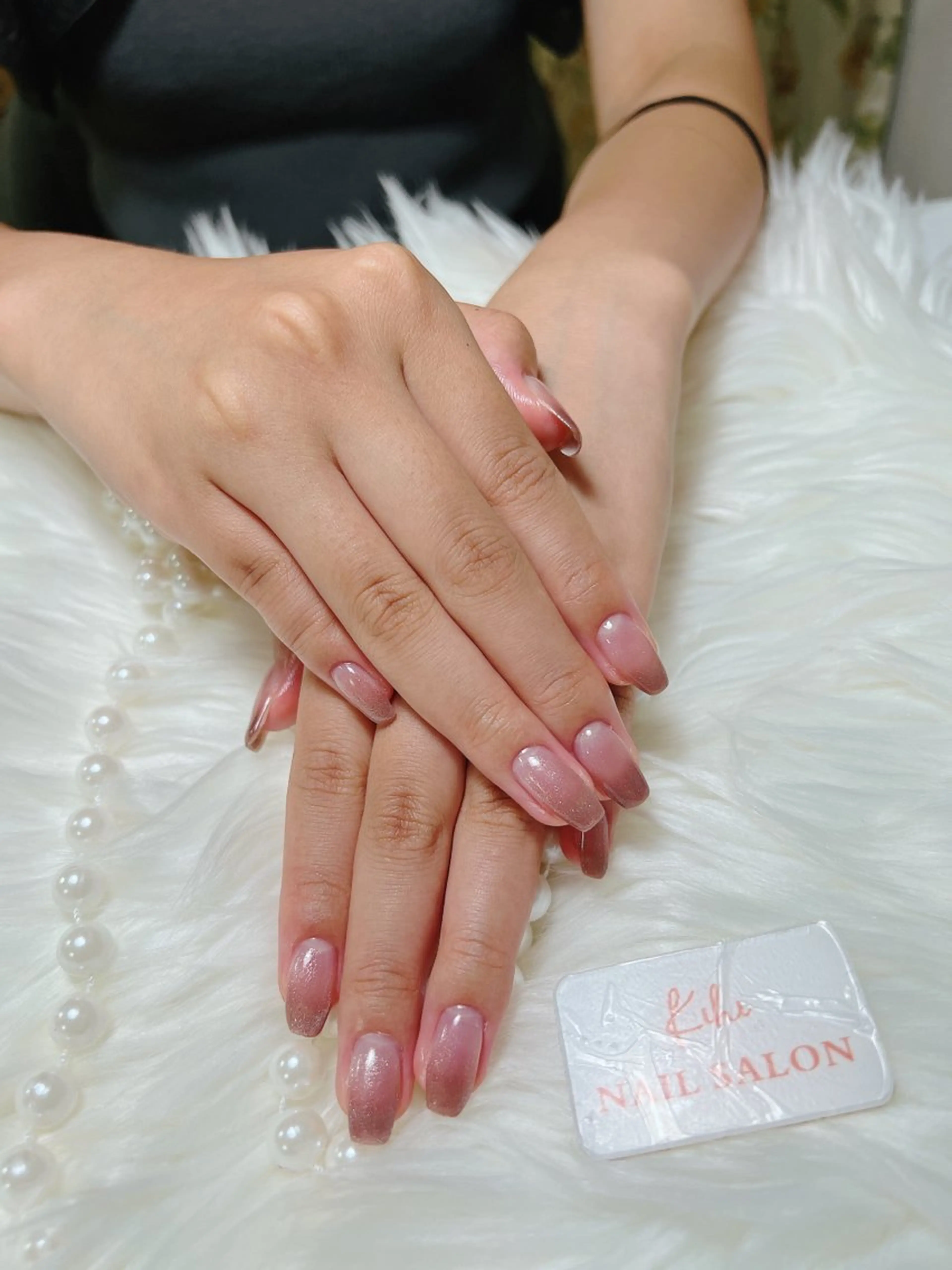 ネイル グラデーション マグネットネイル 米澤 ハナユキのネイルデザイン