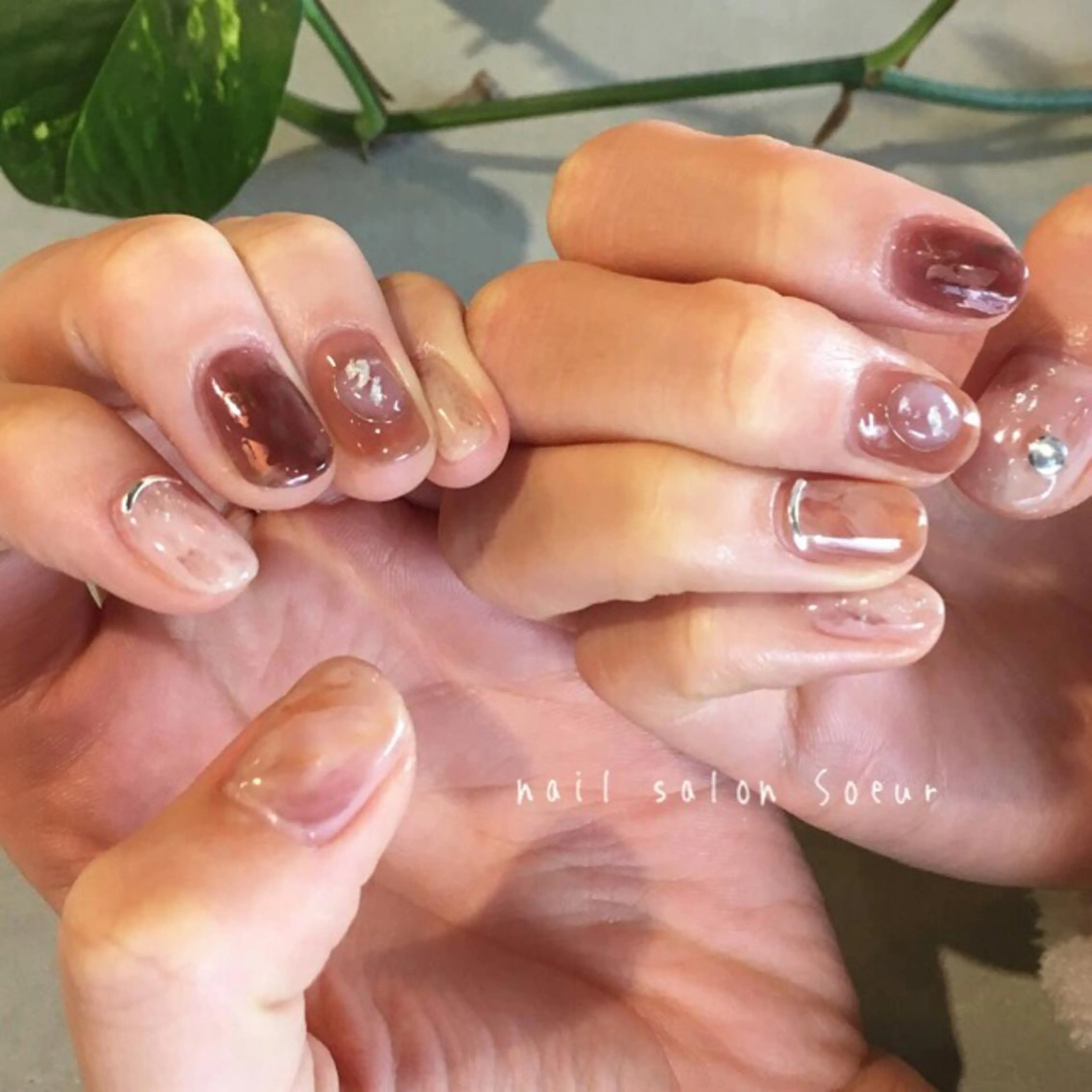 ネイル アートネイル 長さ出し ジェルネイル マットネイル ミラーネイル ハンドネイル nail salon Soeurのネイルデザイン