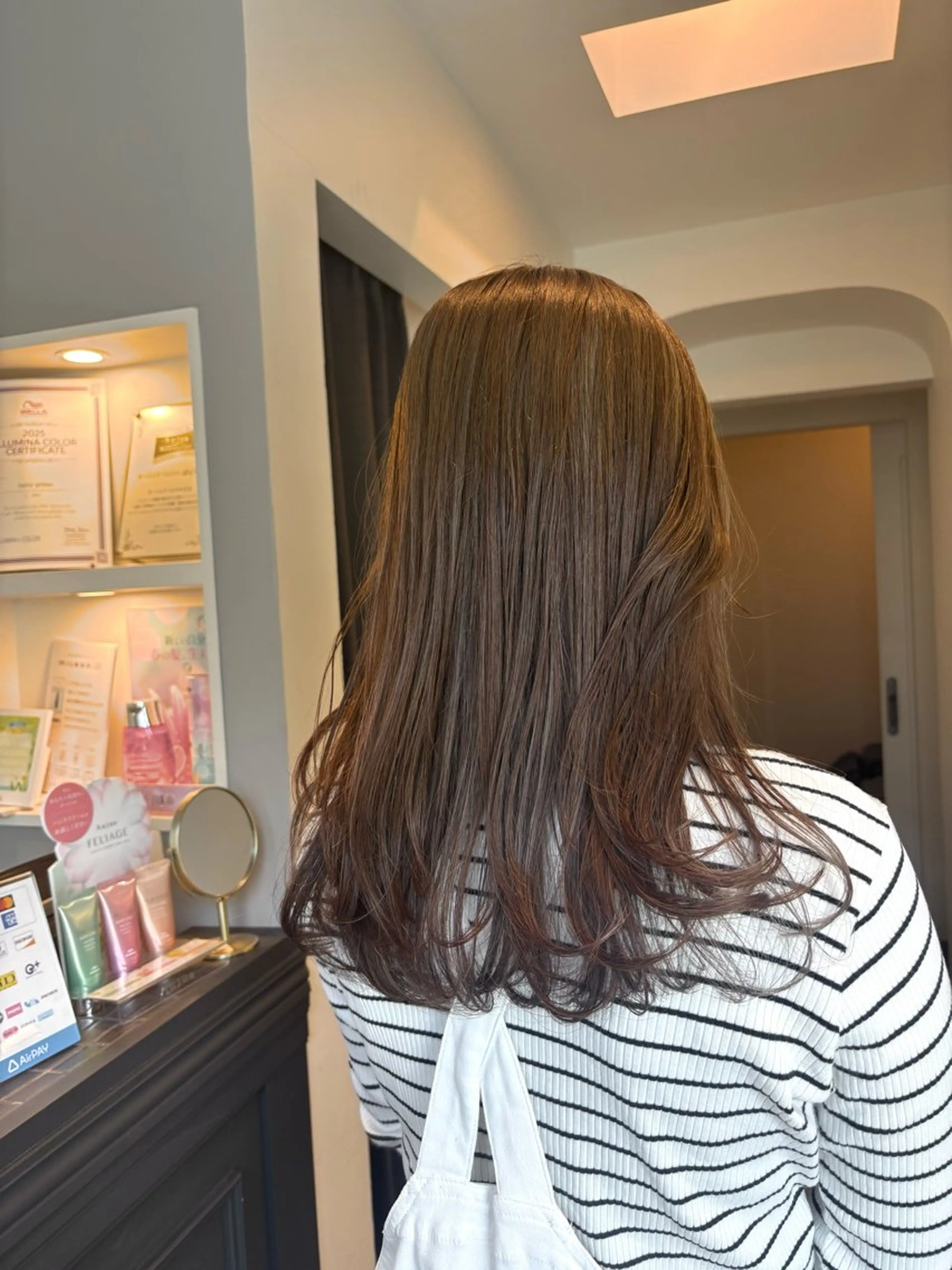 セミロング カラー カット ヘアカラー トリートメント 栗林 茉那のヘアスタイル