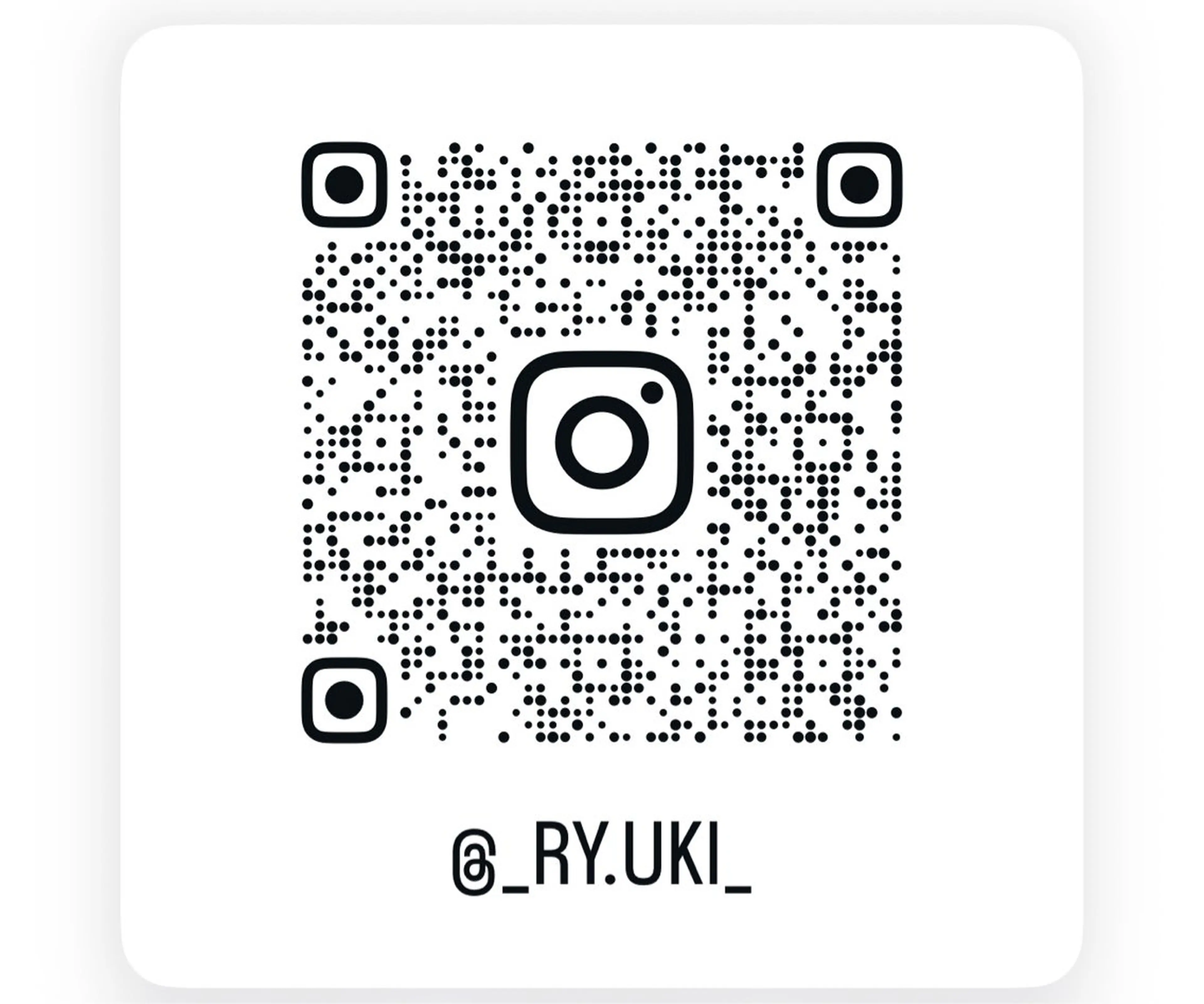 ショート カラー llwy名古屋栄所属・RYUKI/ブリーチ /ハイトーンのヘアスタイル