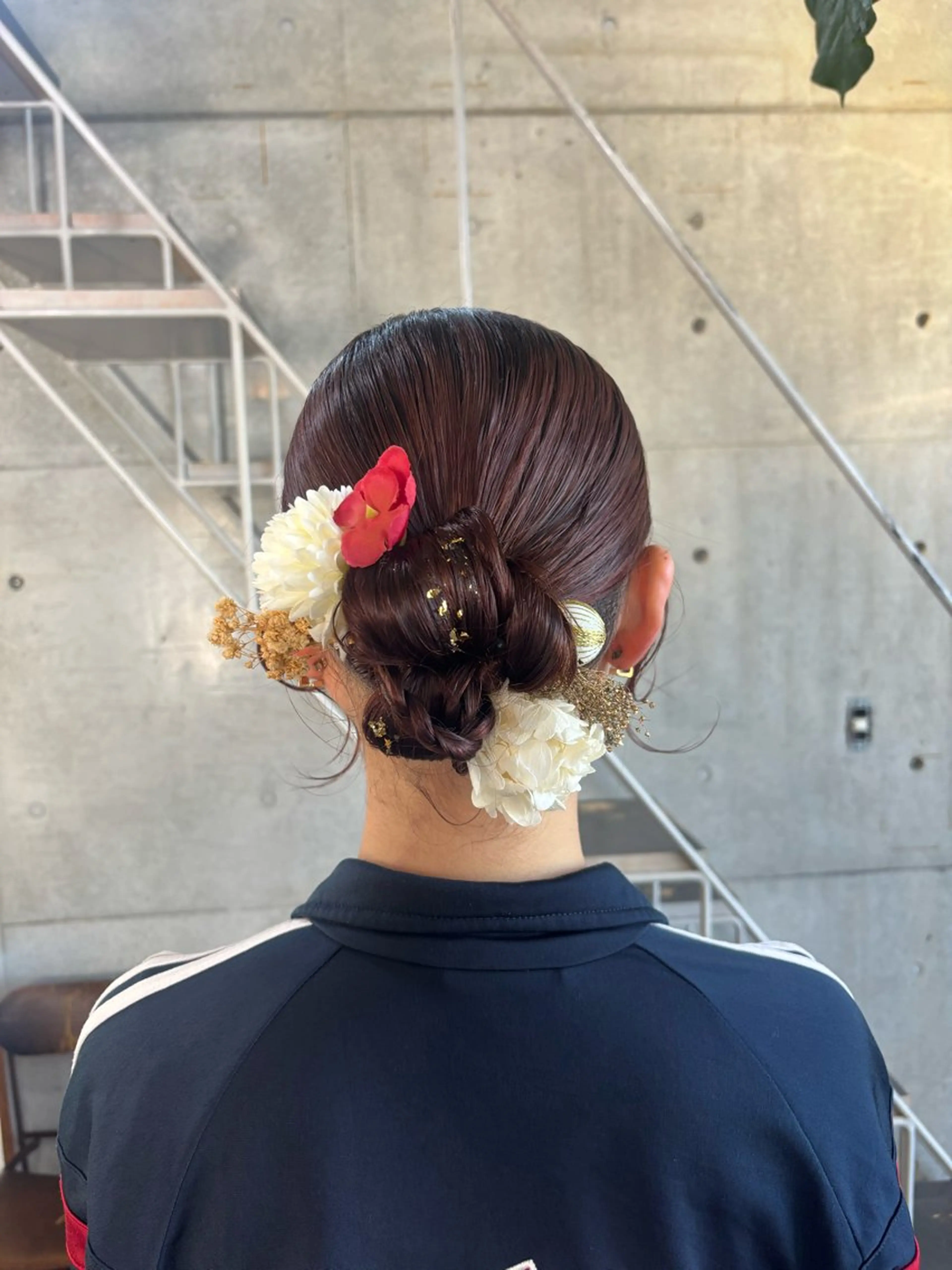 セミロング カラー ヘアアレンジ 卒業式のヘアスタイル 大林 エリコのヘアスタイル