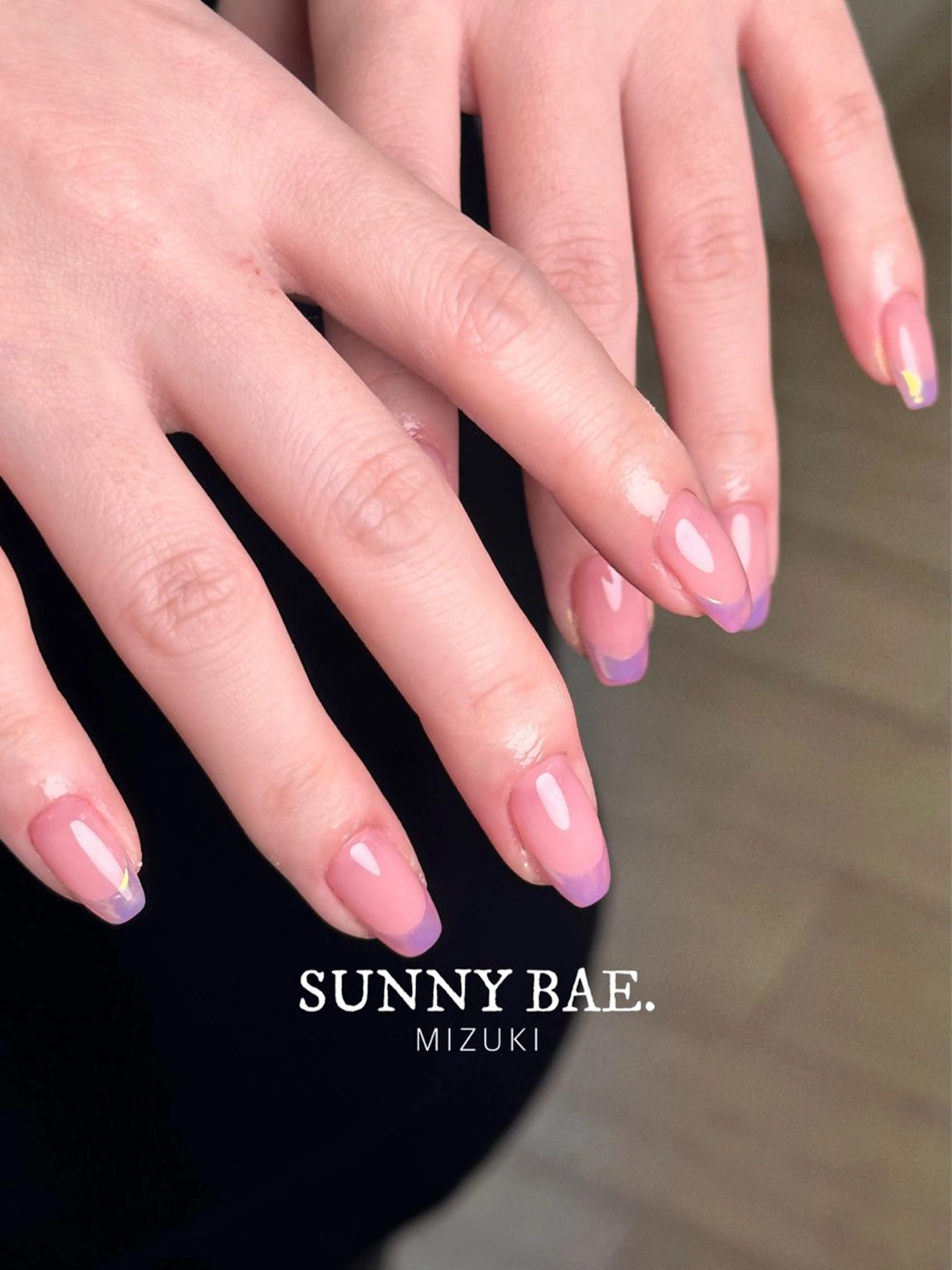 ネイル オーロラネイル フレンチネイル ピンク SUNNY BAE. 🌼MIZUKIのネイルデザイン