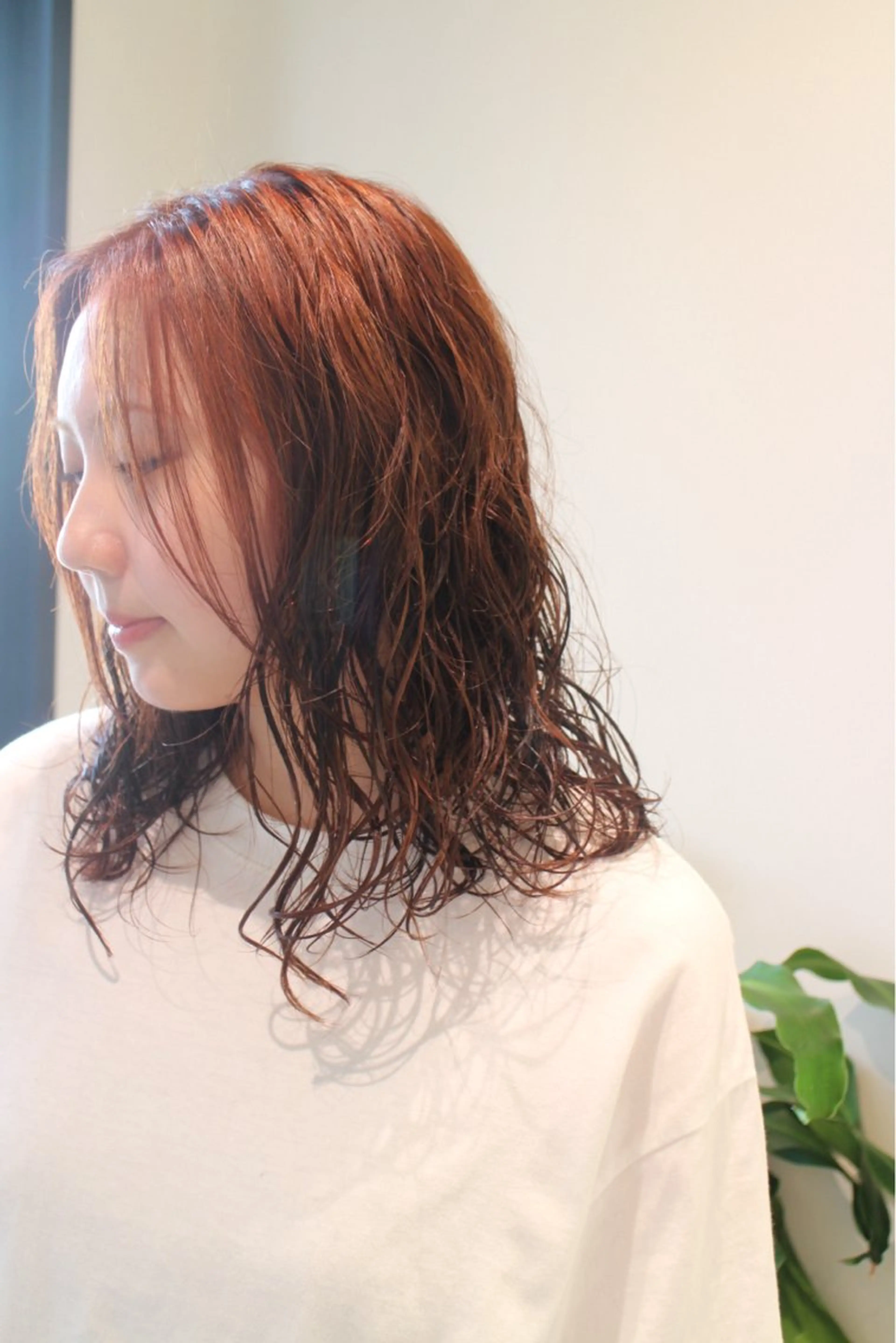 セミロング パーマ カーリーパーマ/ 透明ｶﾗｰ/MIKUのヘアスタイル