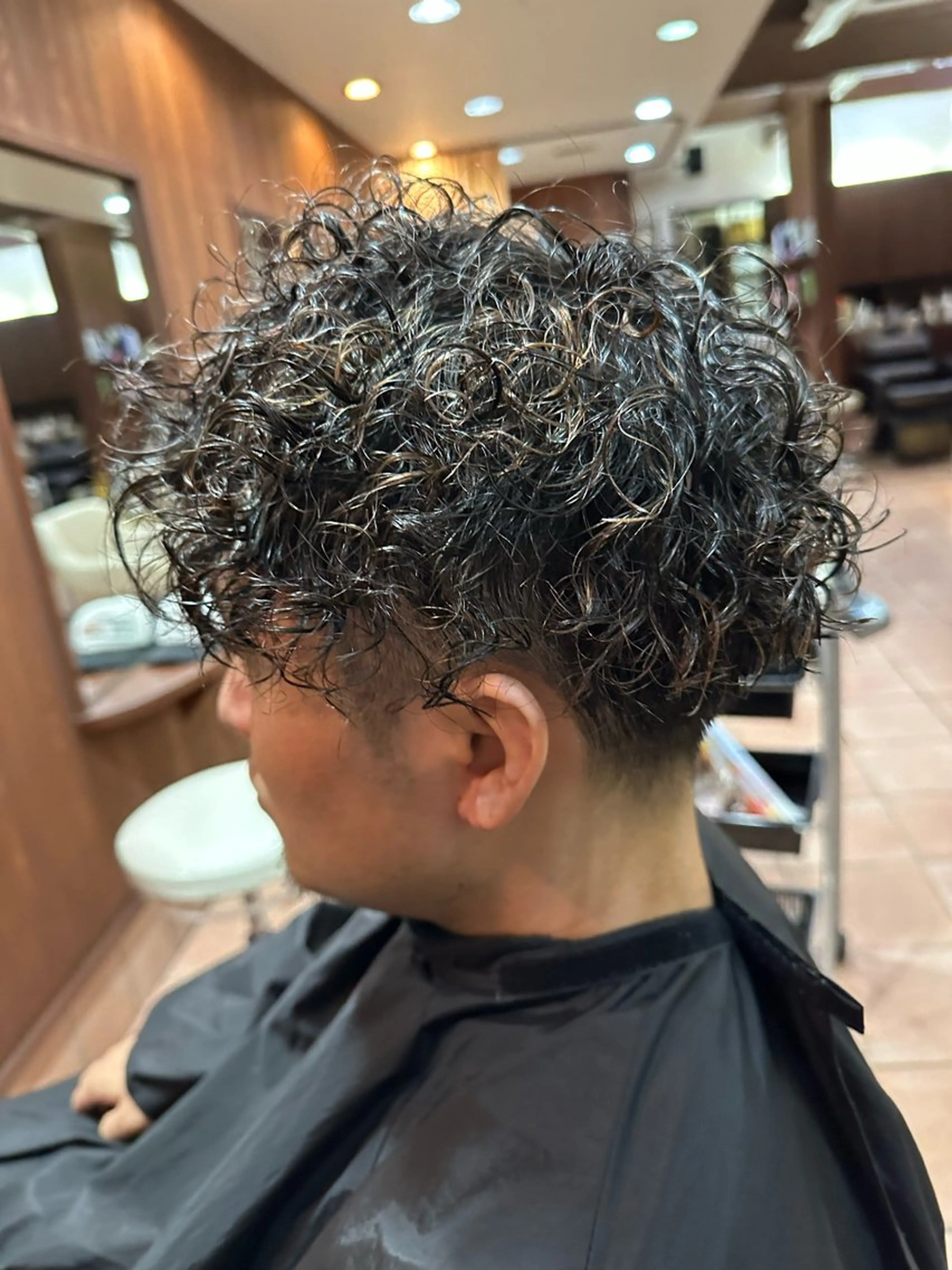 カラー パーマ メンズ 加納 孝也のヘアスタイル