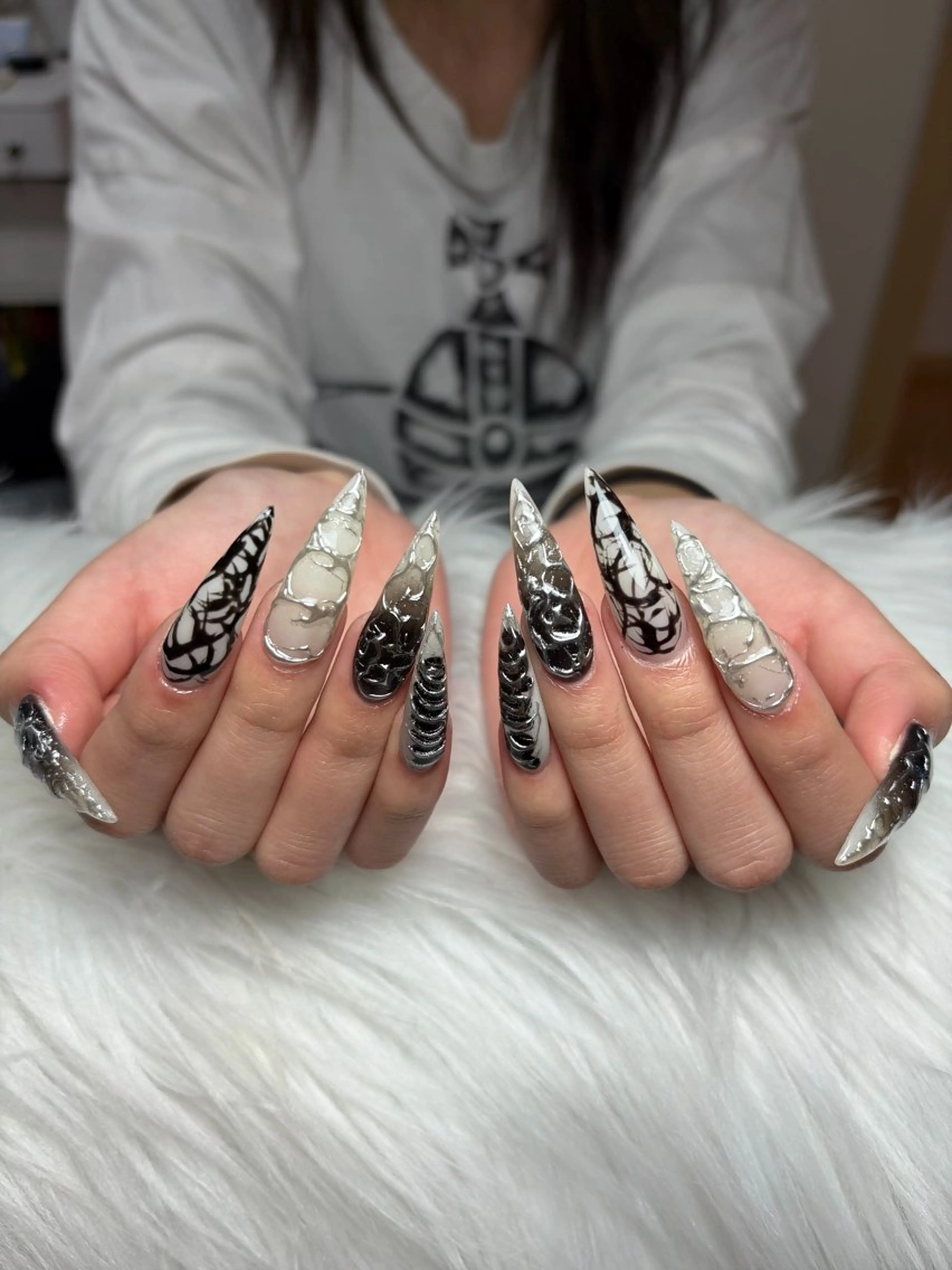 ネイル アートネイル 長さ出し ジェルネイル マグネットネイル ニュアンスネイル ハンドネイル Cloudy Chan Nailのネイルデザイン