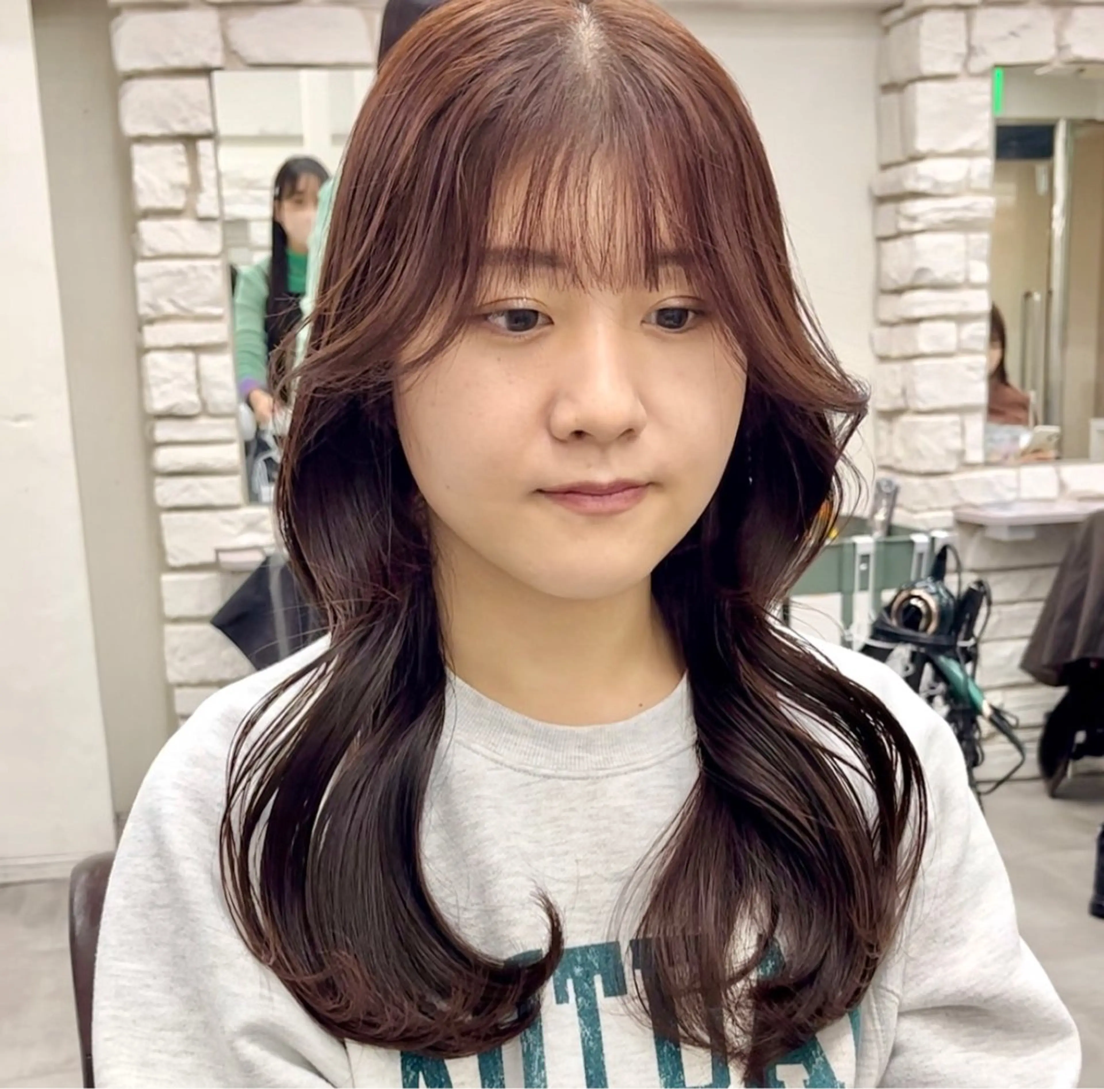 ロング カラー 韓国風ヘア カット ヘアカラー トリートメント 天王寺髪質改善なら よしみさん✨のヘアスタイル