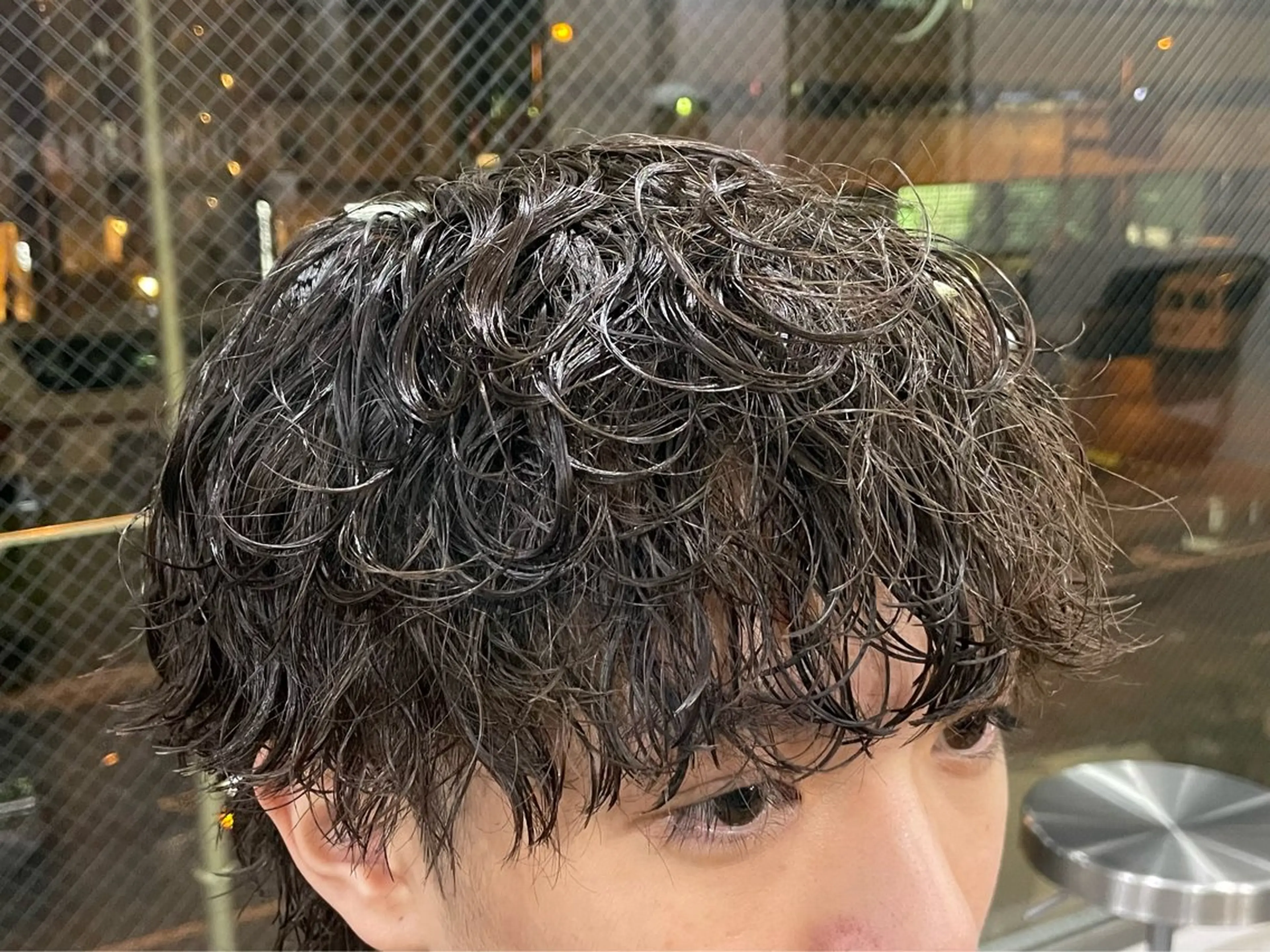 パーマ メンズ SALOWIN梅田茶屋町North店所属・岡田/メンズ特化/パ ーマ&ショートのプロのヘアスタイル