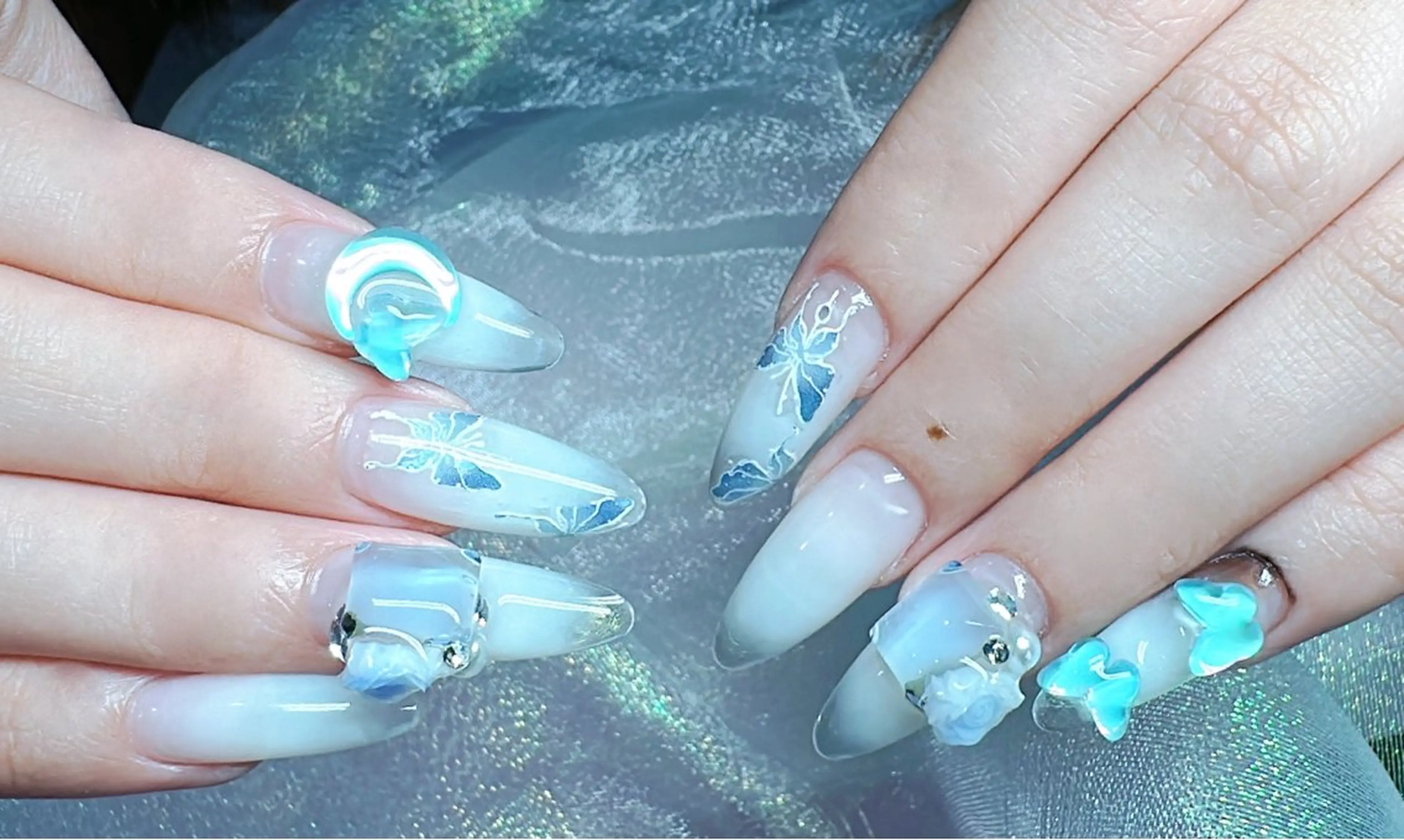 ネイル ハンドネイル Di'a nail ネイルサロンのネイルデザイン