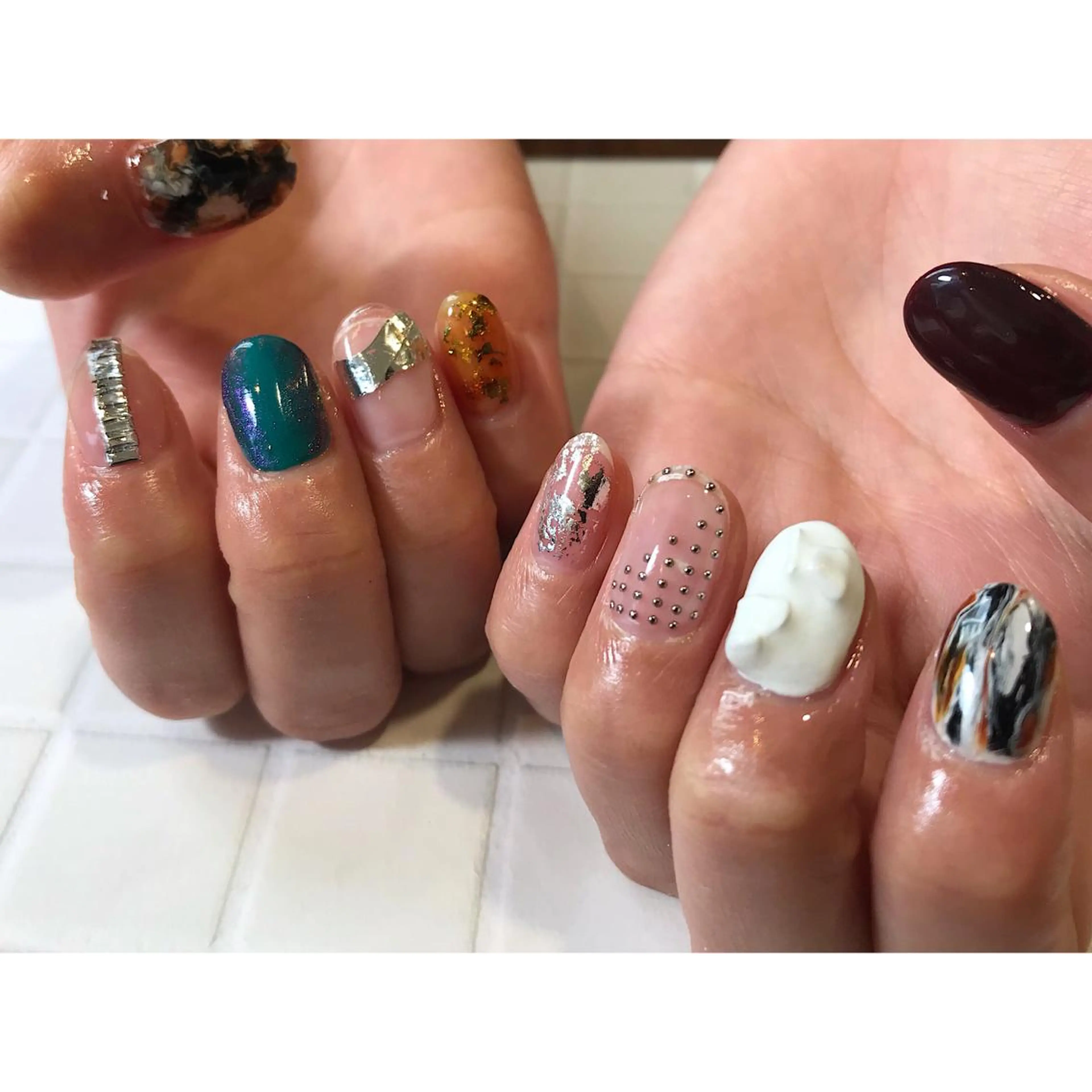 ネイル nail atelier AMBER所属・saori .の眉毛・アイブロウイメージ