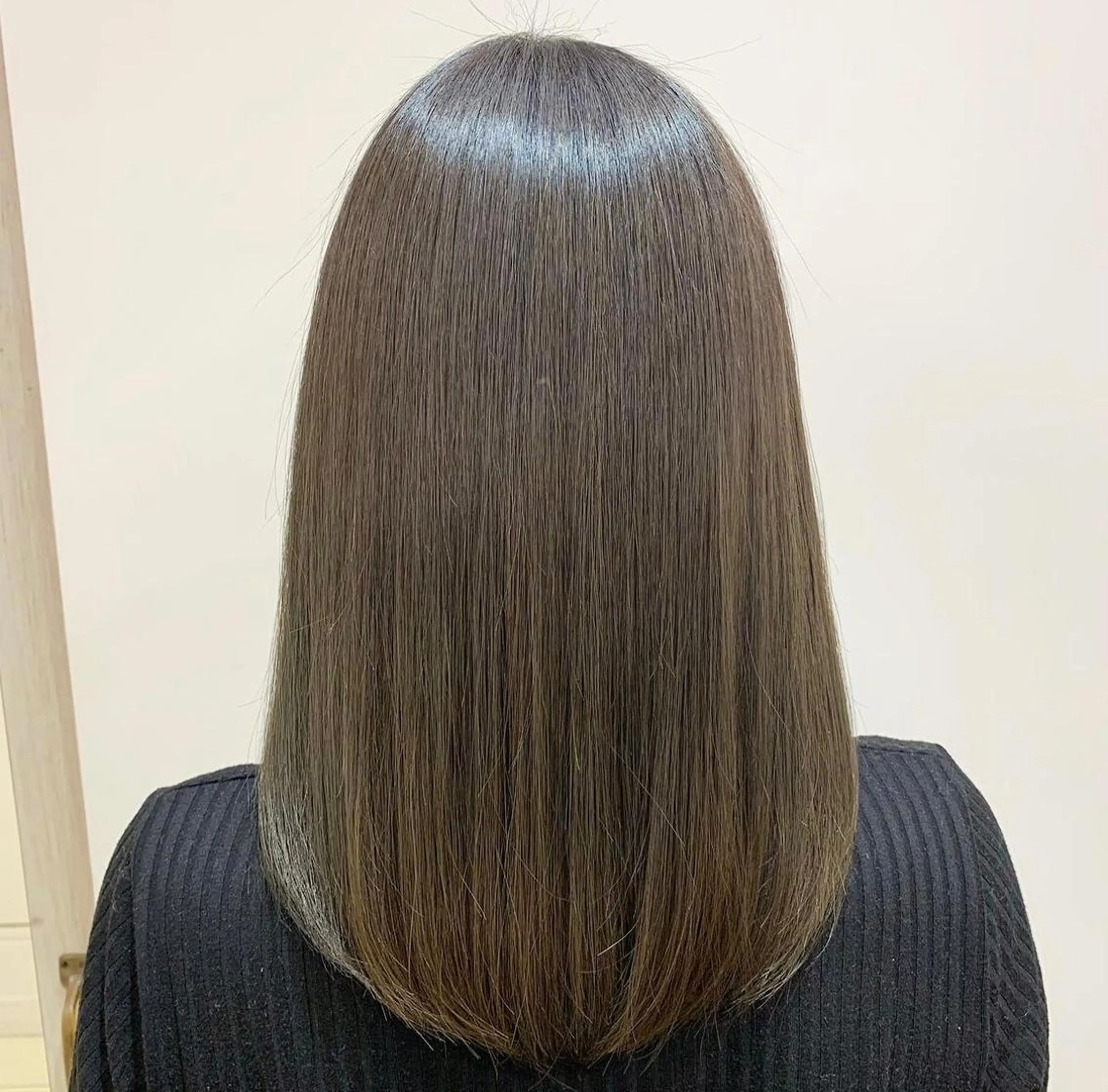 ミディアム ツヤ髪🌈髪質改善 🌈ナカゴシのヘアスタイル