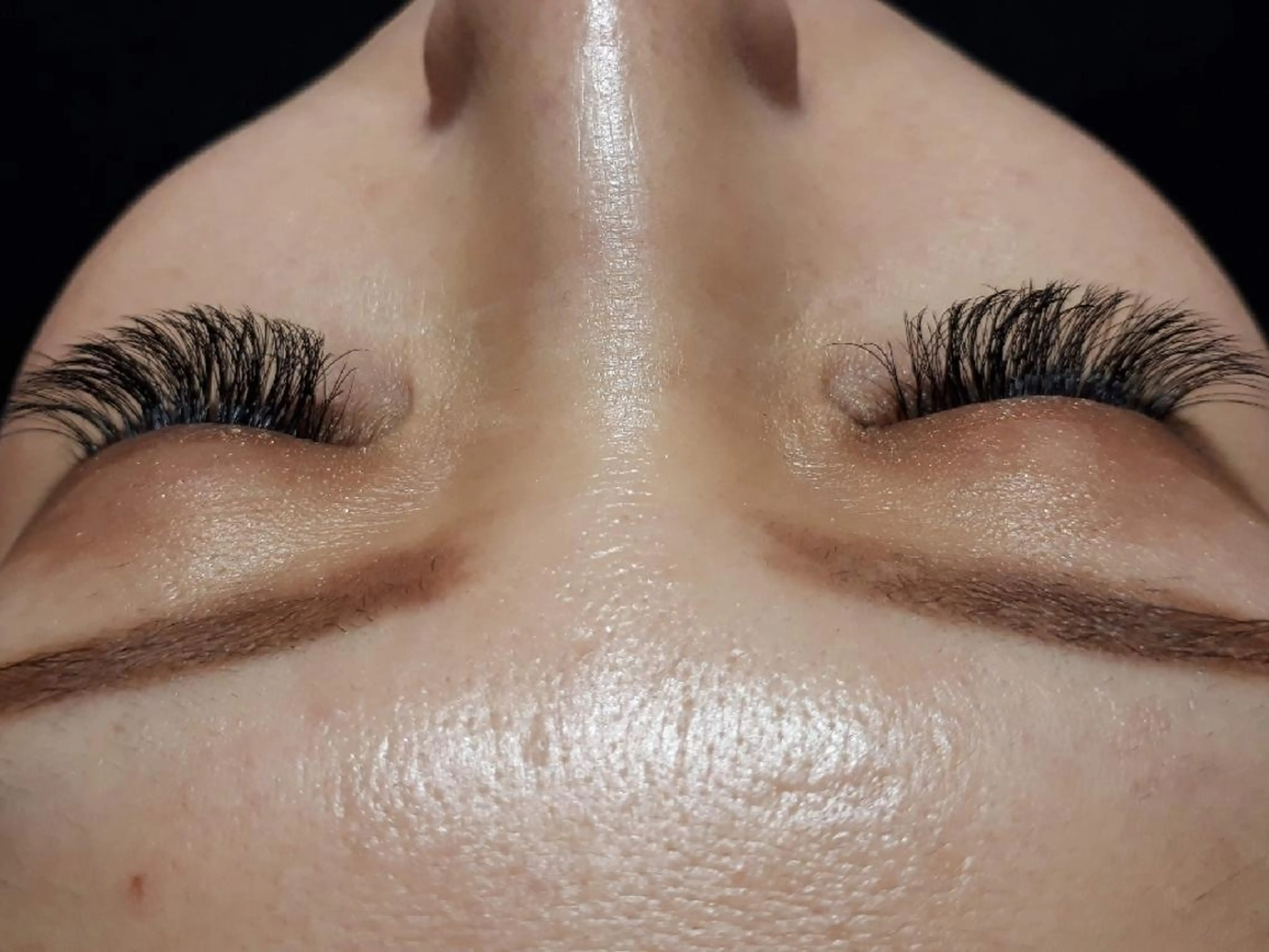 自まつ毛が少ない方に🌟《ｶﾗｰ無料&ｺｰﾃｨﾝｸﾞ付》ﾎﾞﾘｭｰﾑﾗｯｼｭ300本の写真