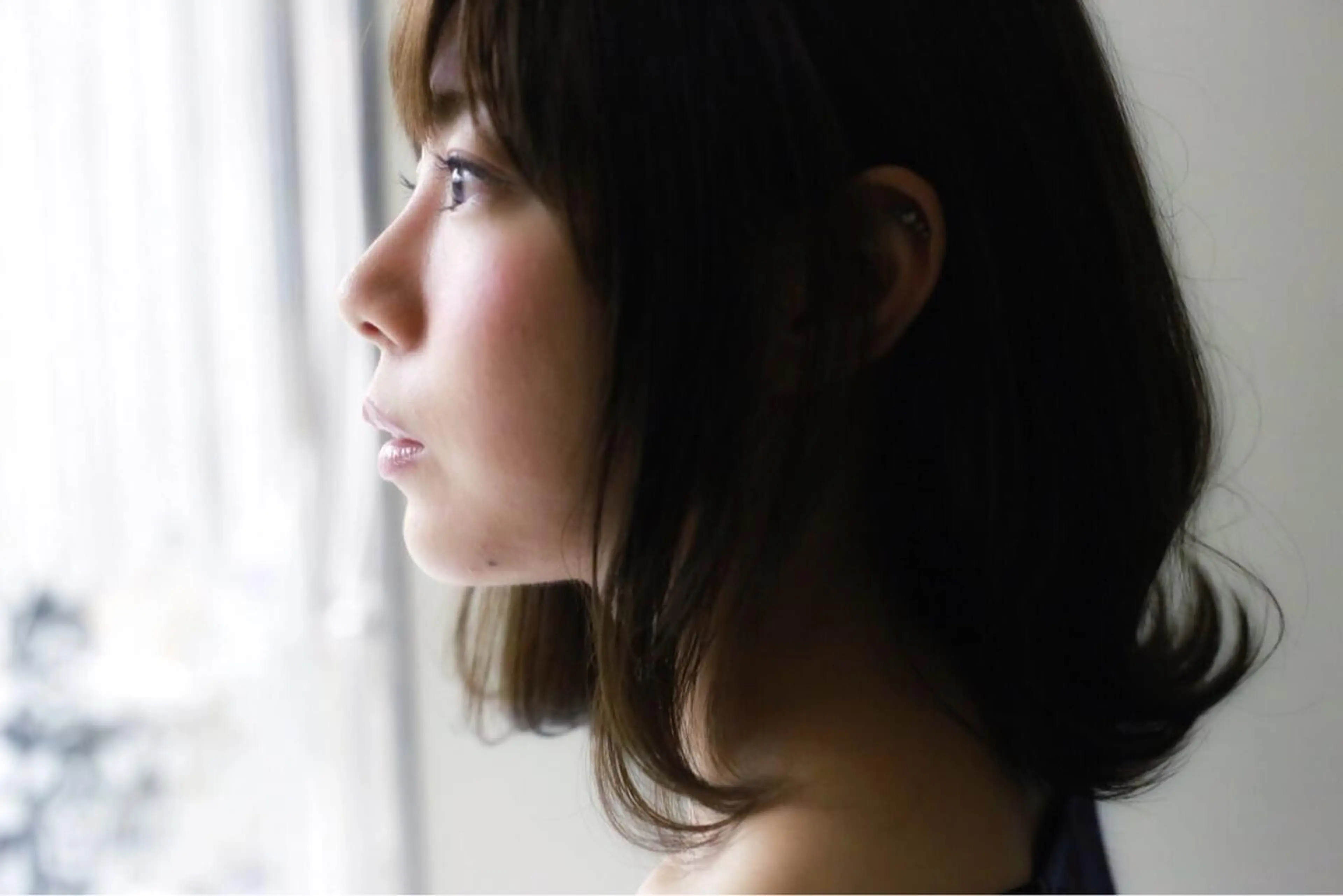 ミディアム 加藤 利基のヘアスタイル