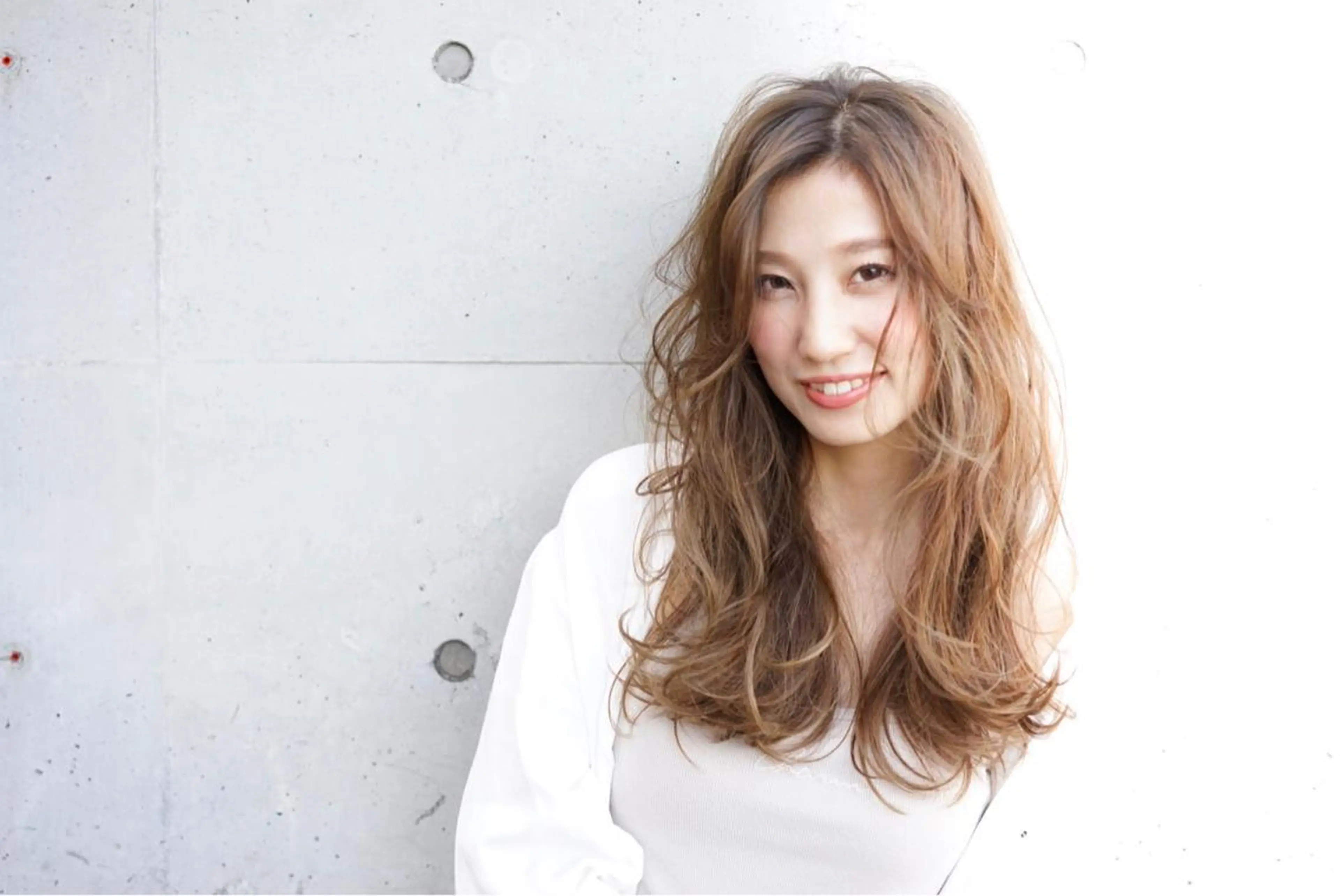 ミディアム hair-room a-to所属・ヘアールーム アートのヘアスタイル