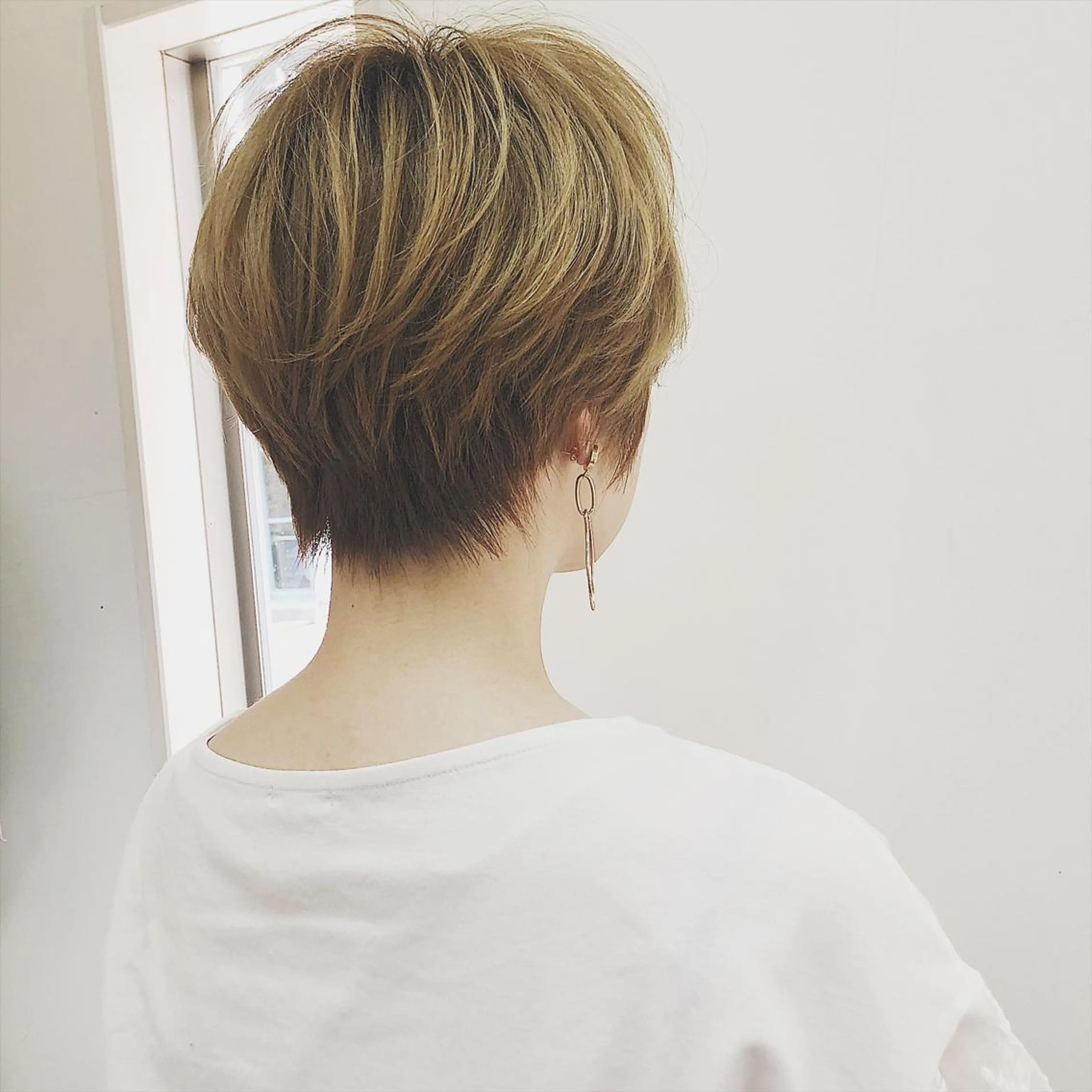 ショート カラー ショートボブ縮毛矯正 髪質改善のプロ山道潤のヘアスタイル