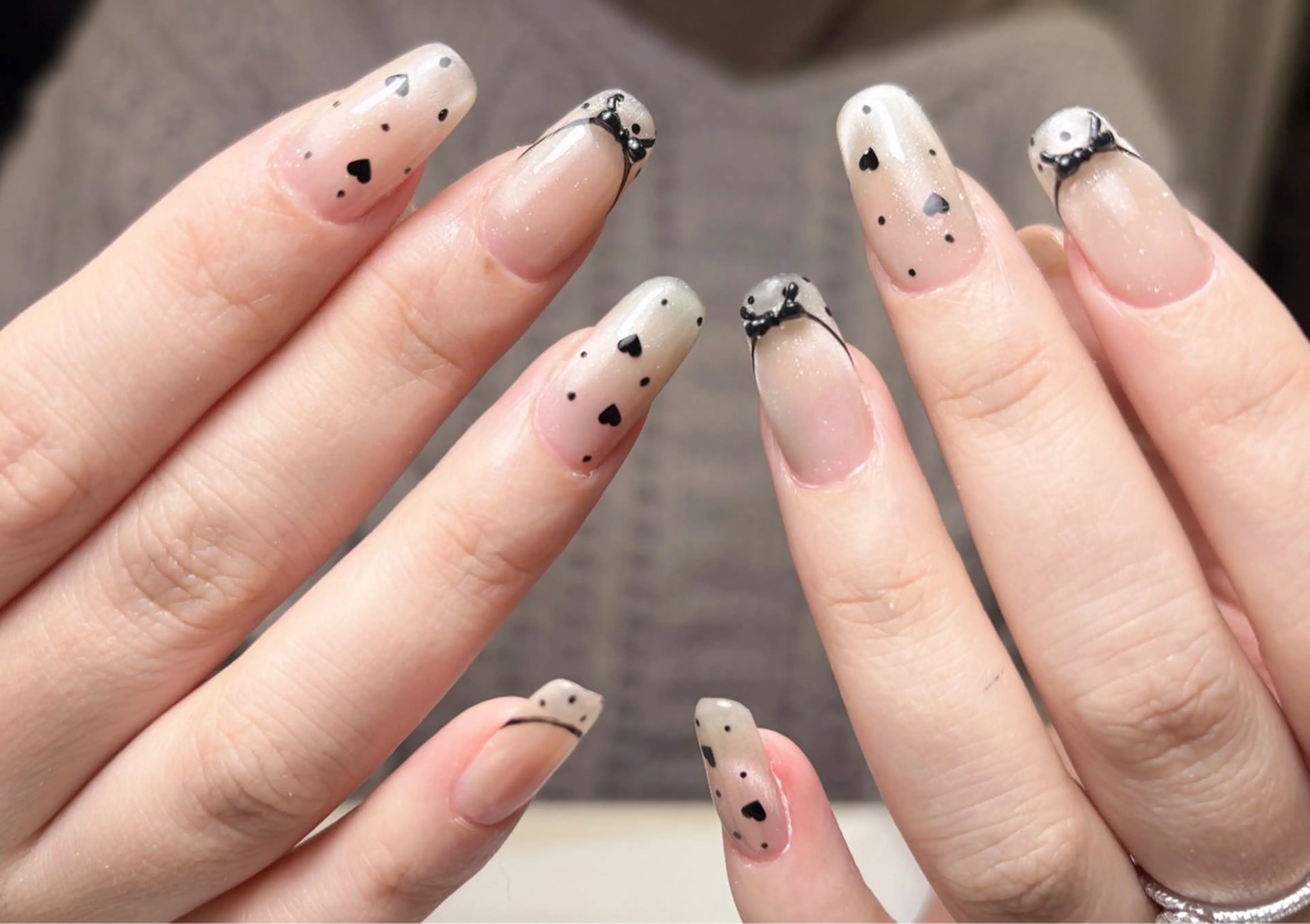 ネイル ハンドネイル キン グミのネイルデザイン