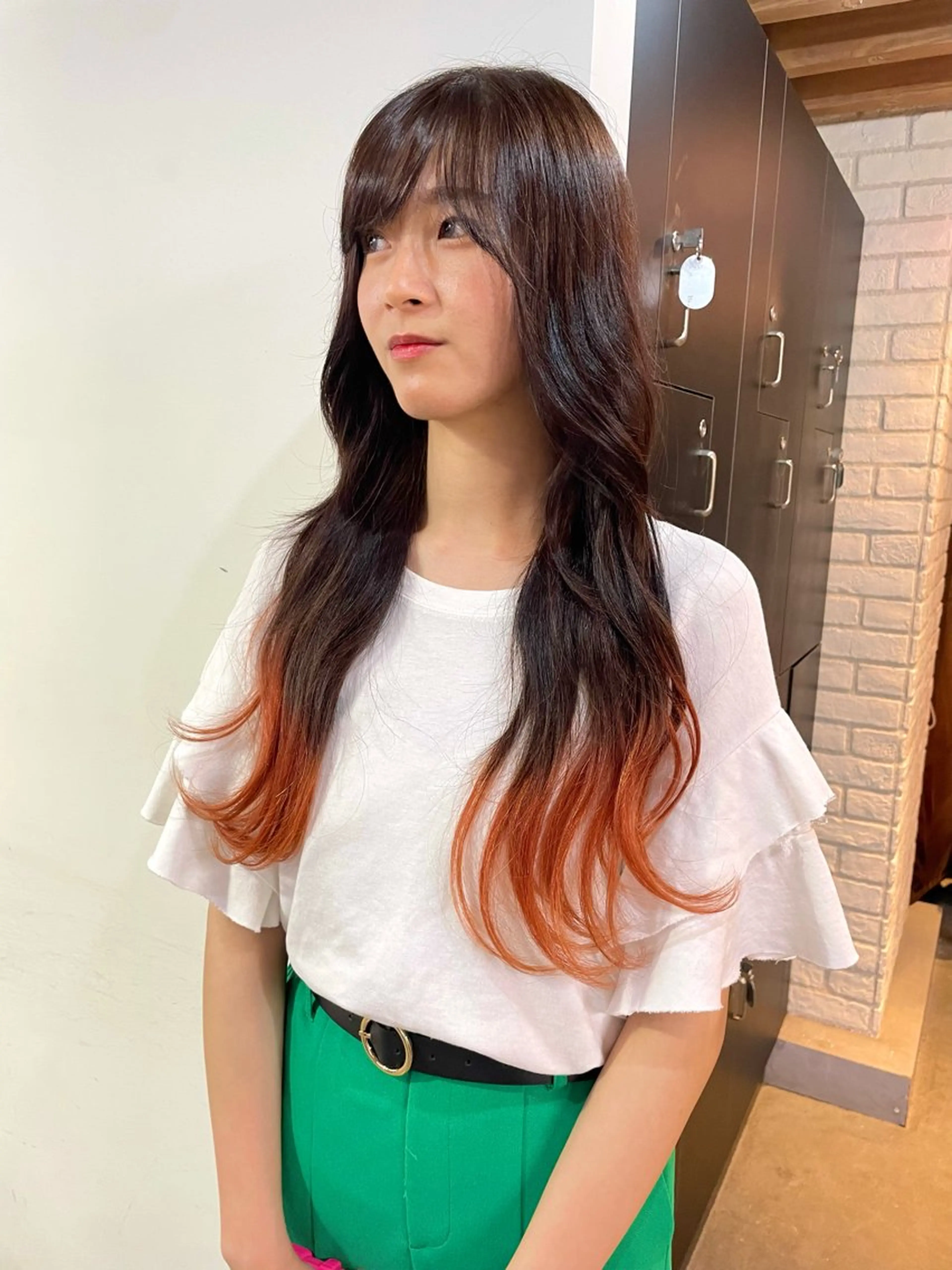 ロング ヘアカラー 横山 奈央のヘアスタイル