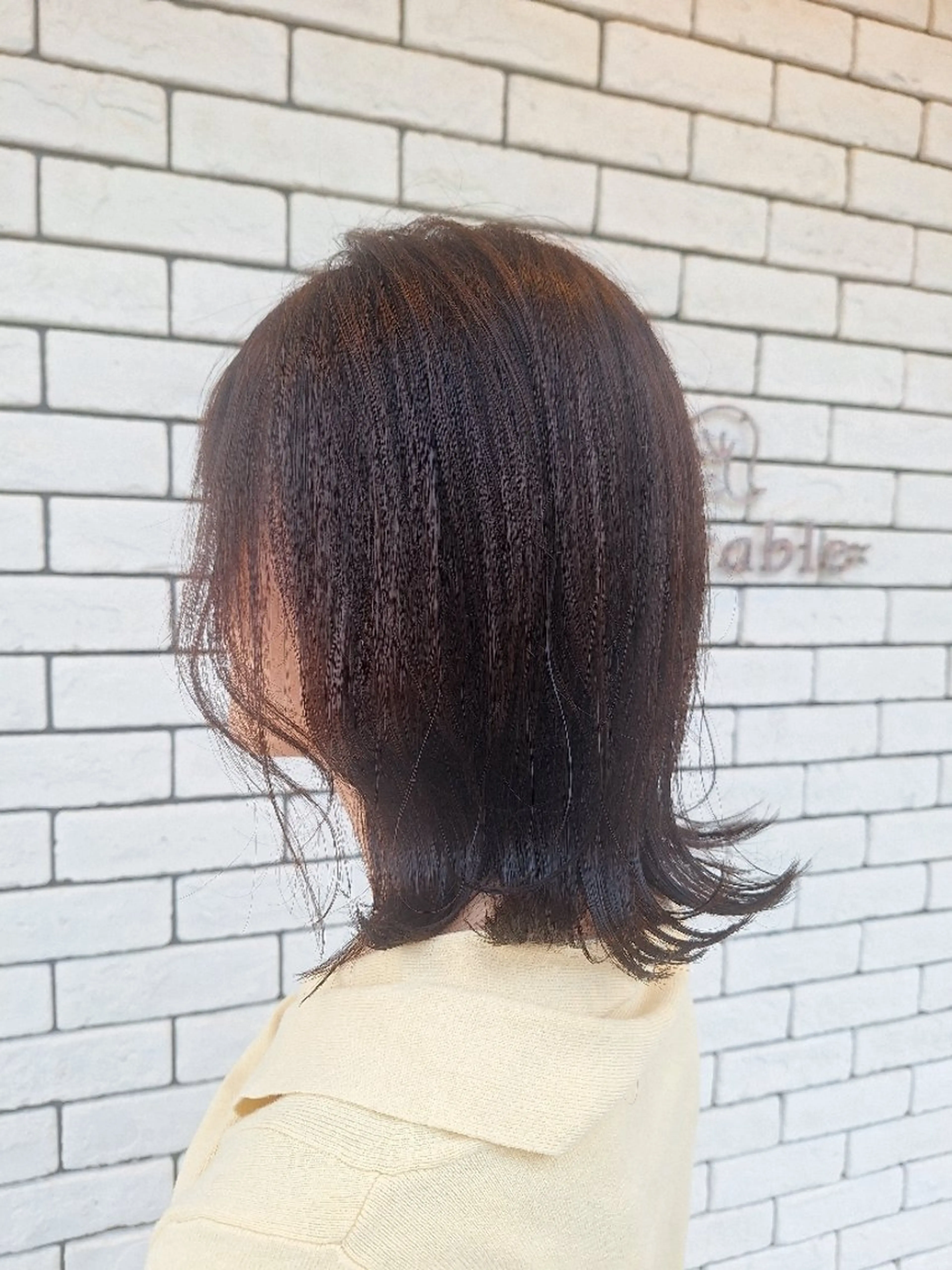 ミディアム 外ハネヘア adorableはなみずき店所属・adorable🌸 TOMOKO🌸のヘアスタイル