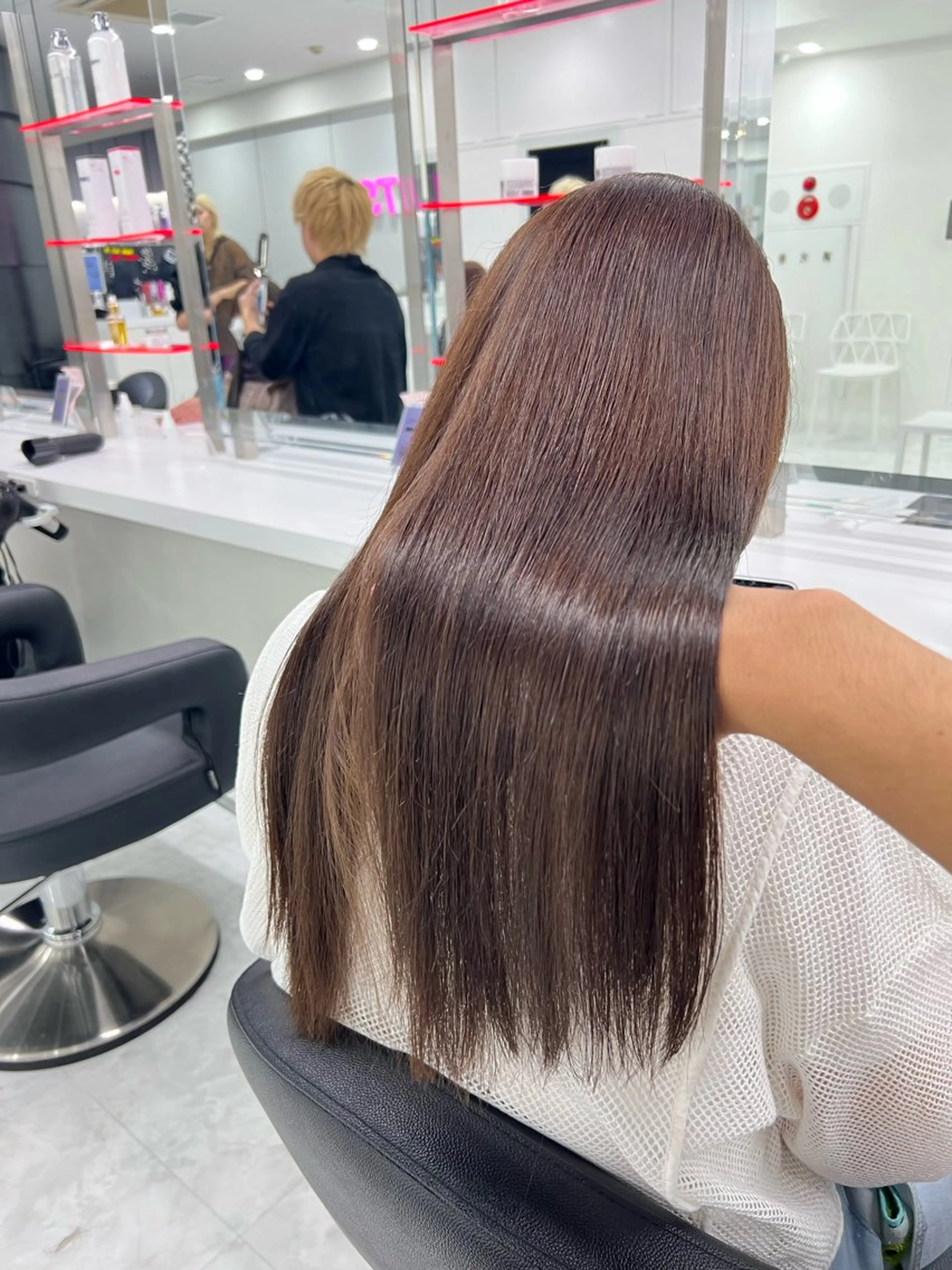 ロング カラー ヘアカラー トリートメント オリーブカラー🫒 レイヤーカット✂︎のヘアスタイル