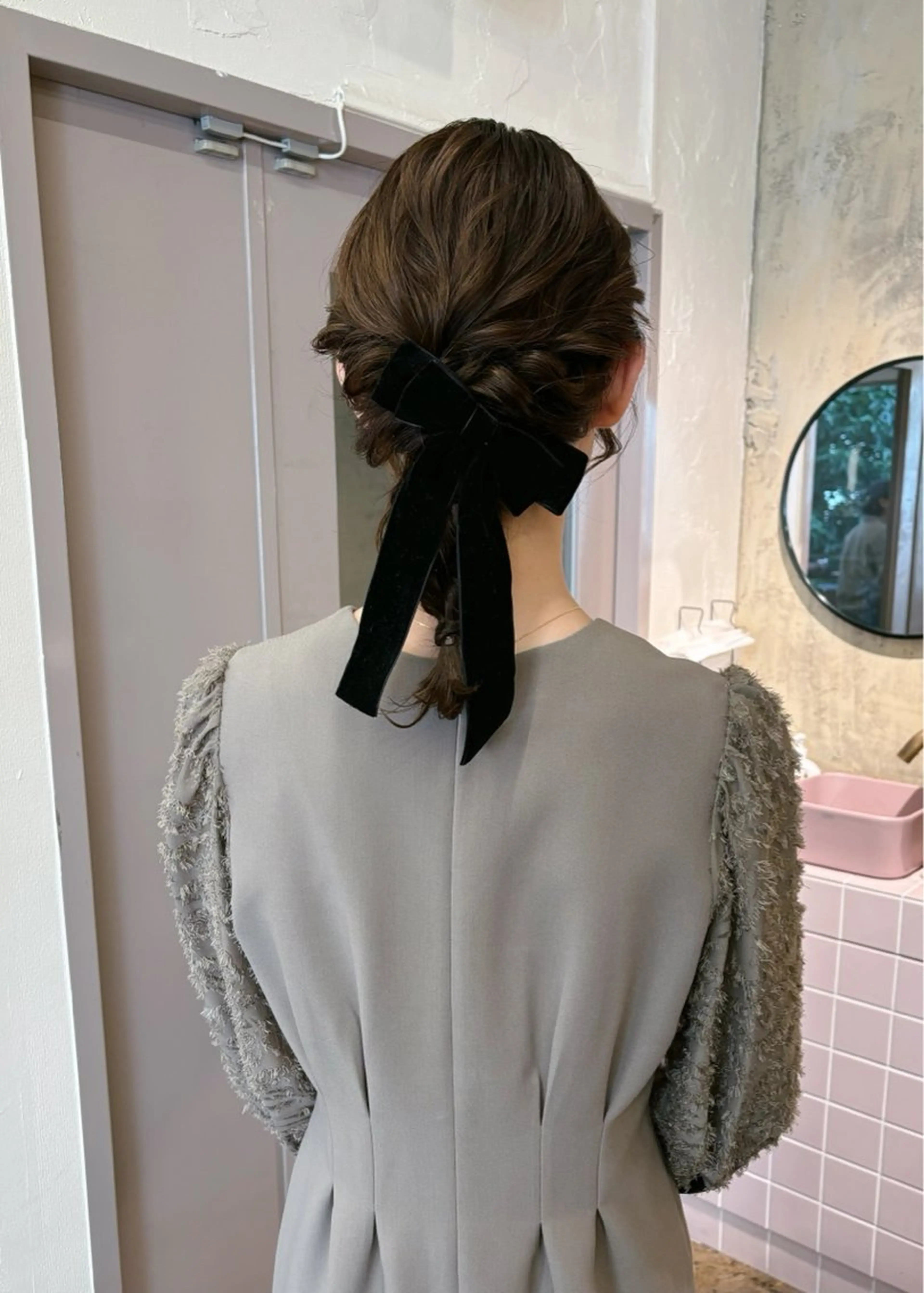 ミディアム ヘアアレンジ ヘアセット 西山 紗耶香🪽 透明感カラー/ボブのヘアスタイル