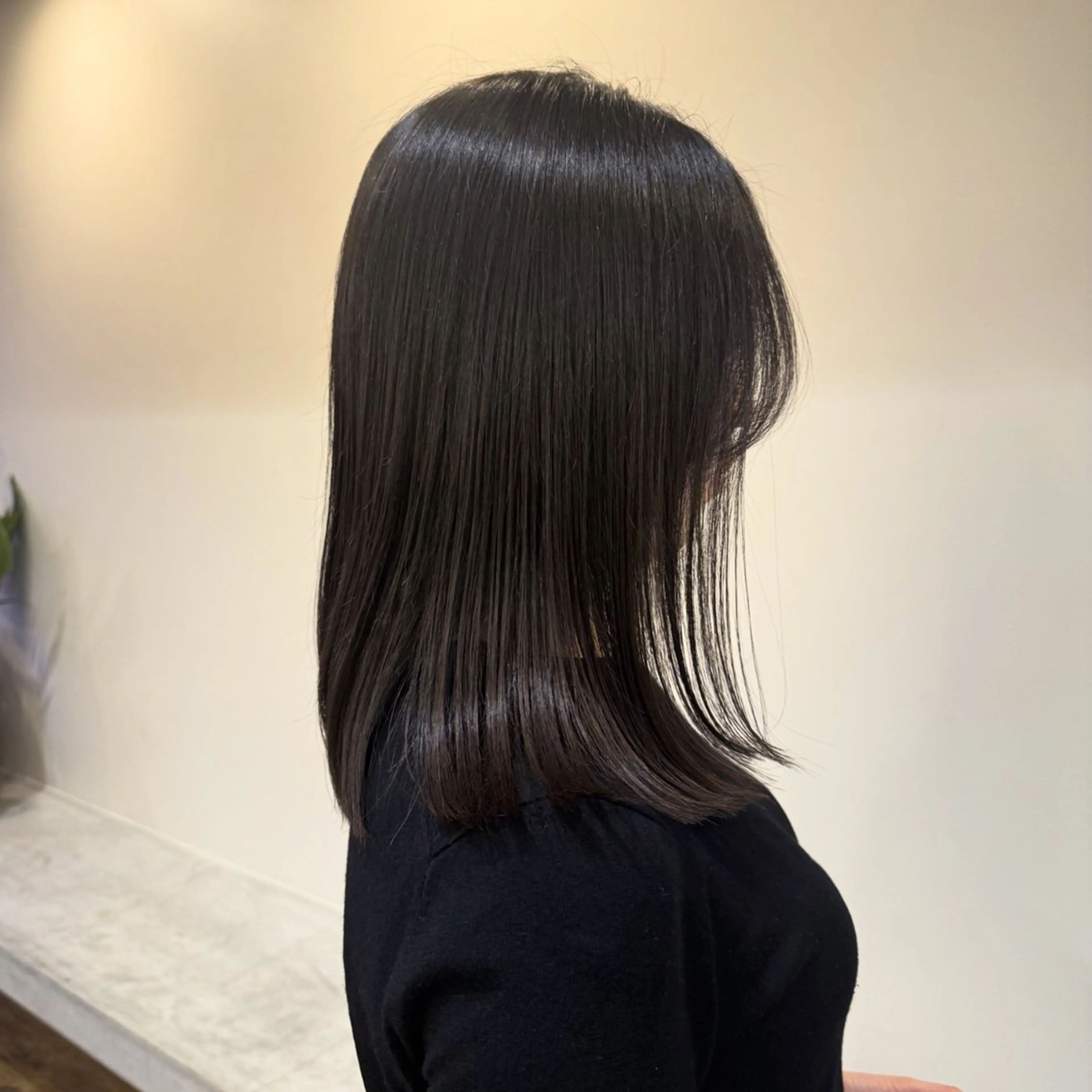 ミディアム カラー カット 縮毛矯正 トリートメント 💛🤍U too e’s 鎌倉🧸のヘアスタイル