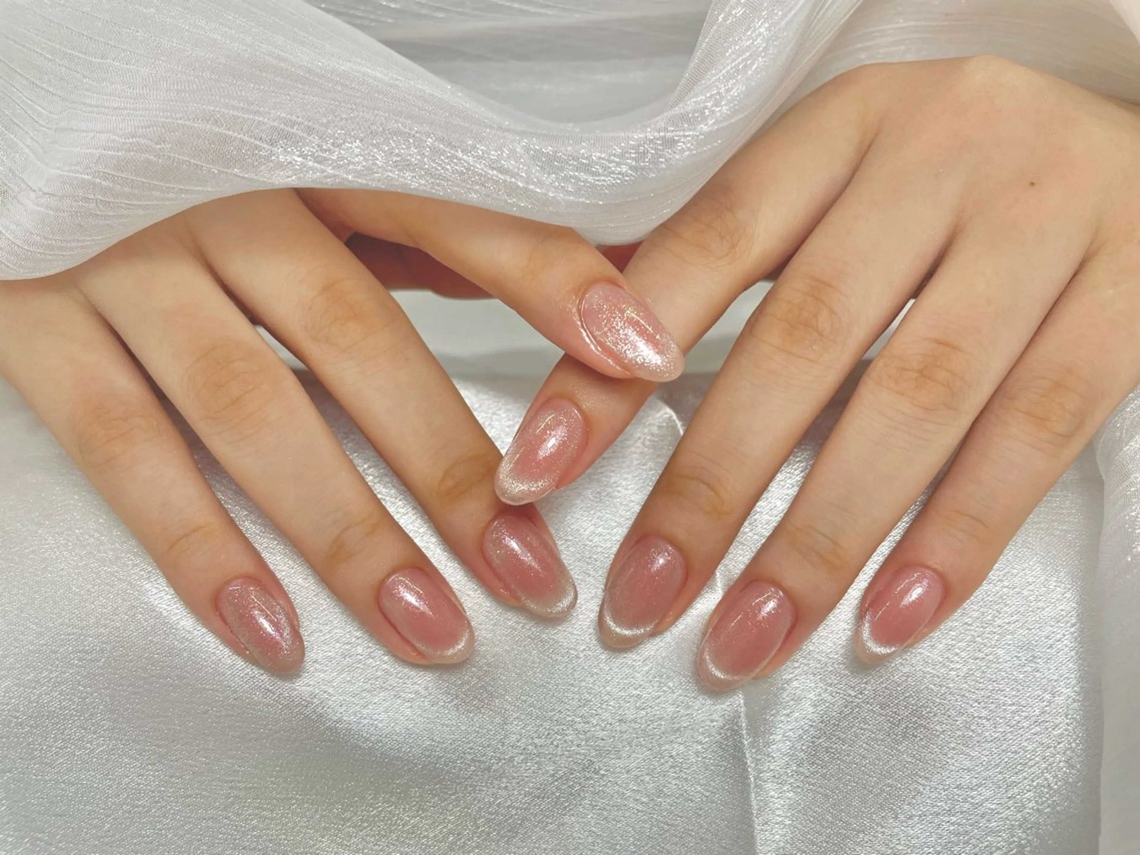 ネイル チークネイル マグネットネイル 夏 目のネイルデザイン