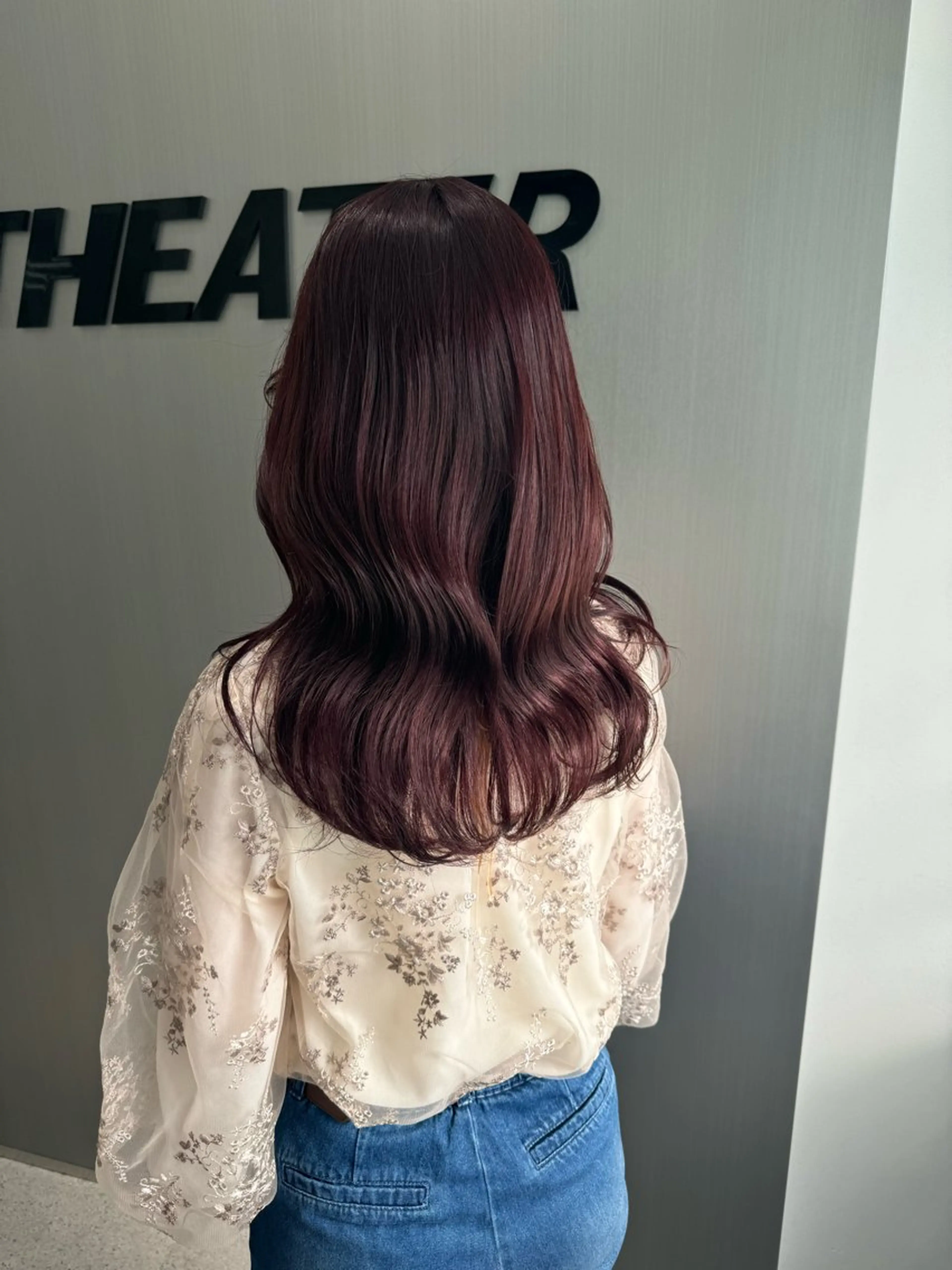 ロング カラー ヘアカラー 暗髪🩶ラベンダー/ ブルー/ユウナ🤍のヘアスタイル