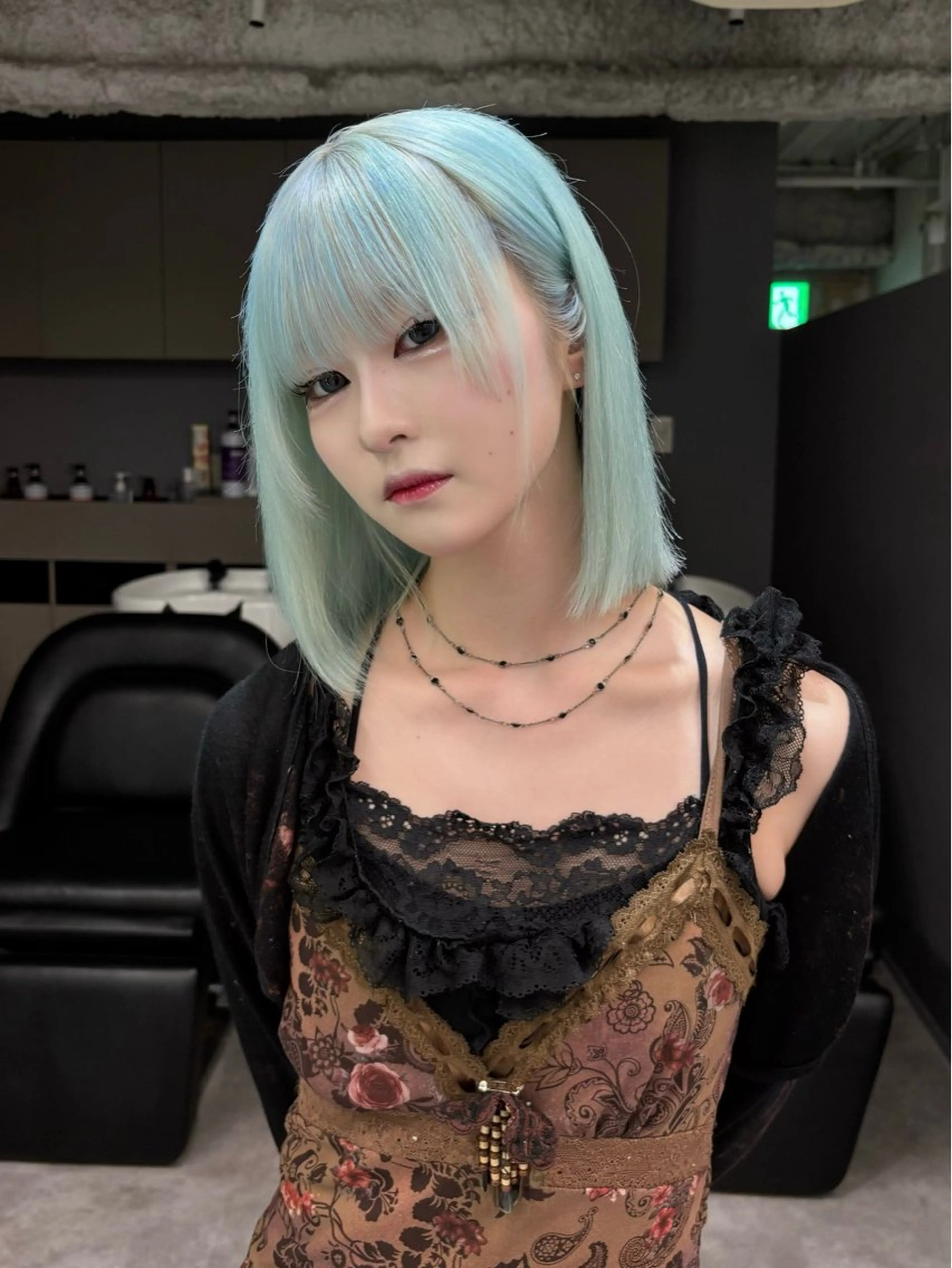 ミディアム カラー ブルーカラー ヘアカラー トリートメント 名古屋／デザイン／ ブリーチ/松井亮磨のヘアスタイル