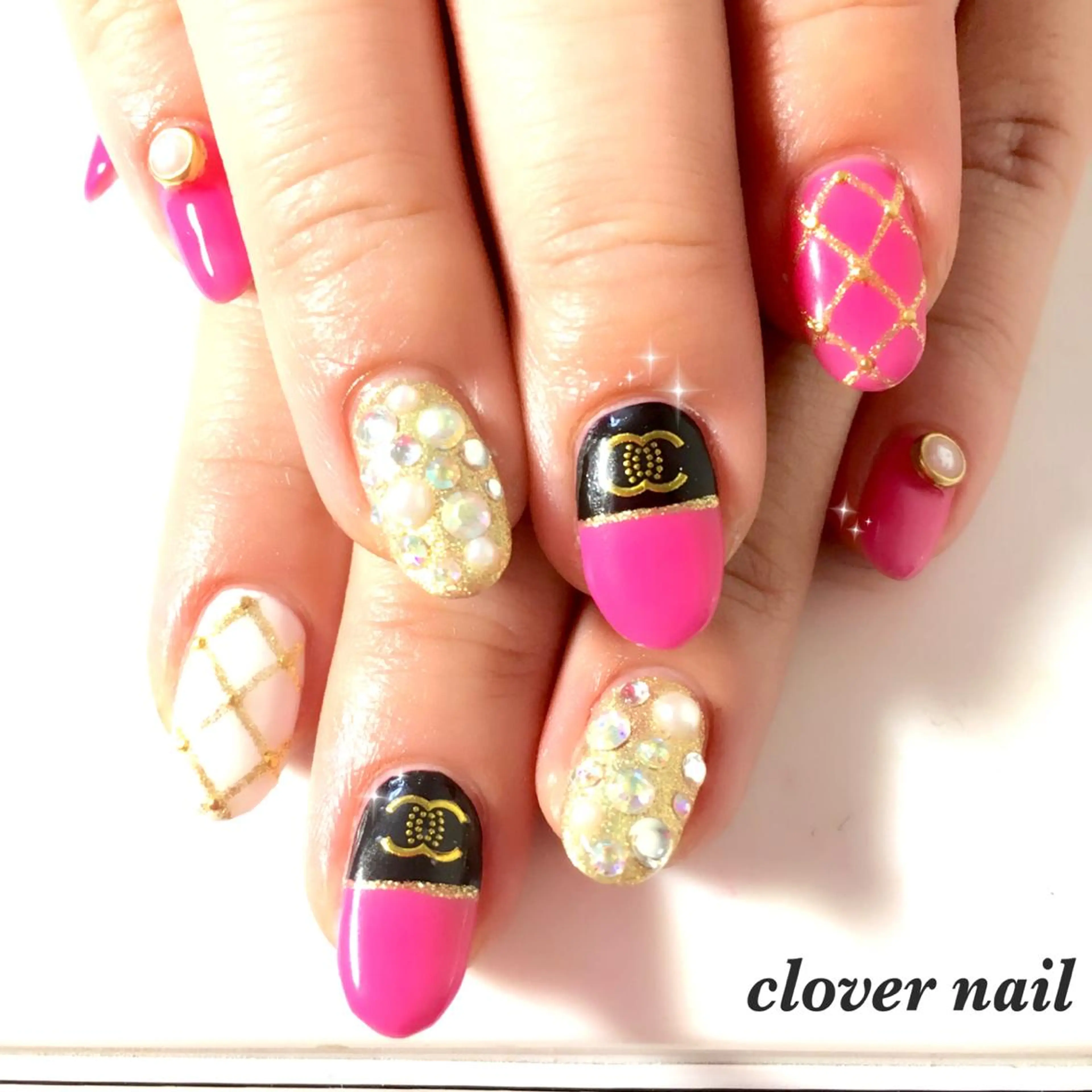 ネイル clover nailのネイルデザイン