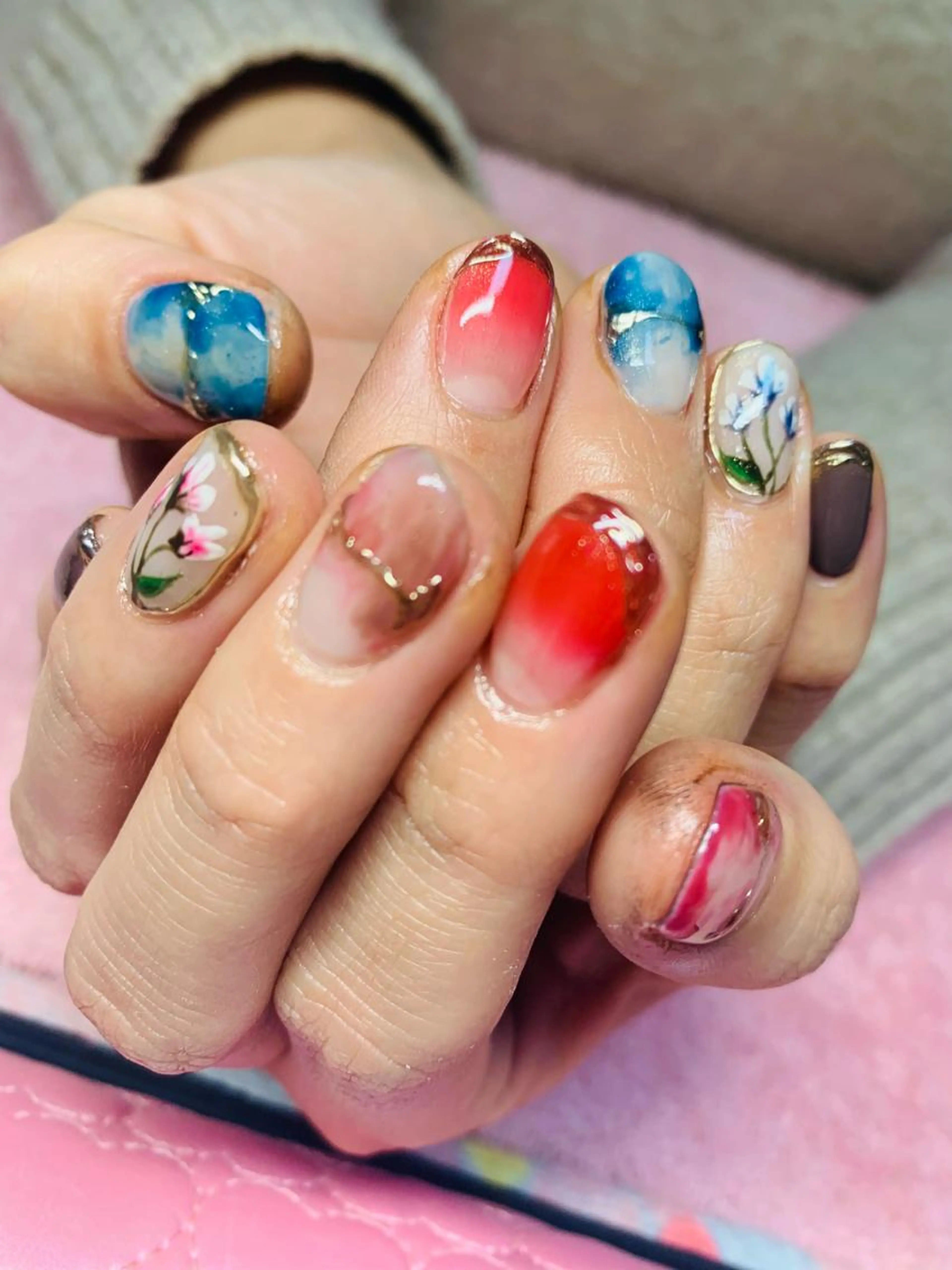 おまかせニュアンスネイル（オフあり）の写真