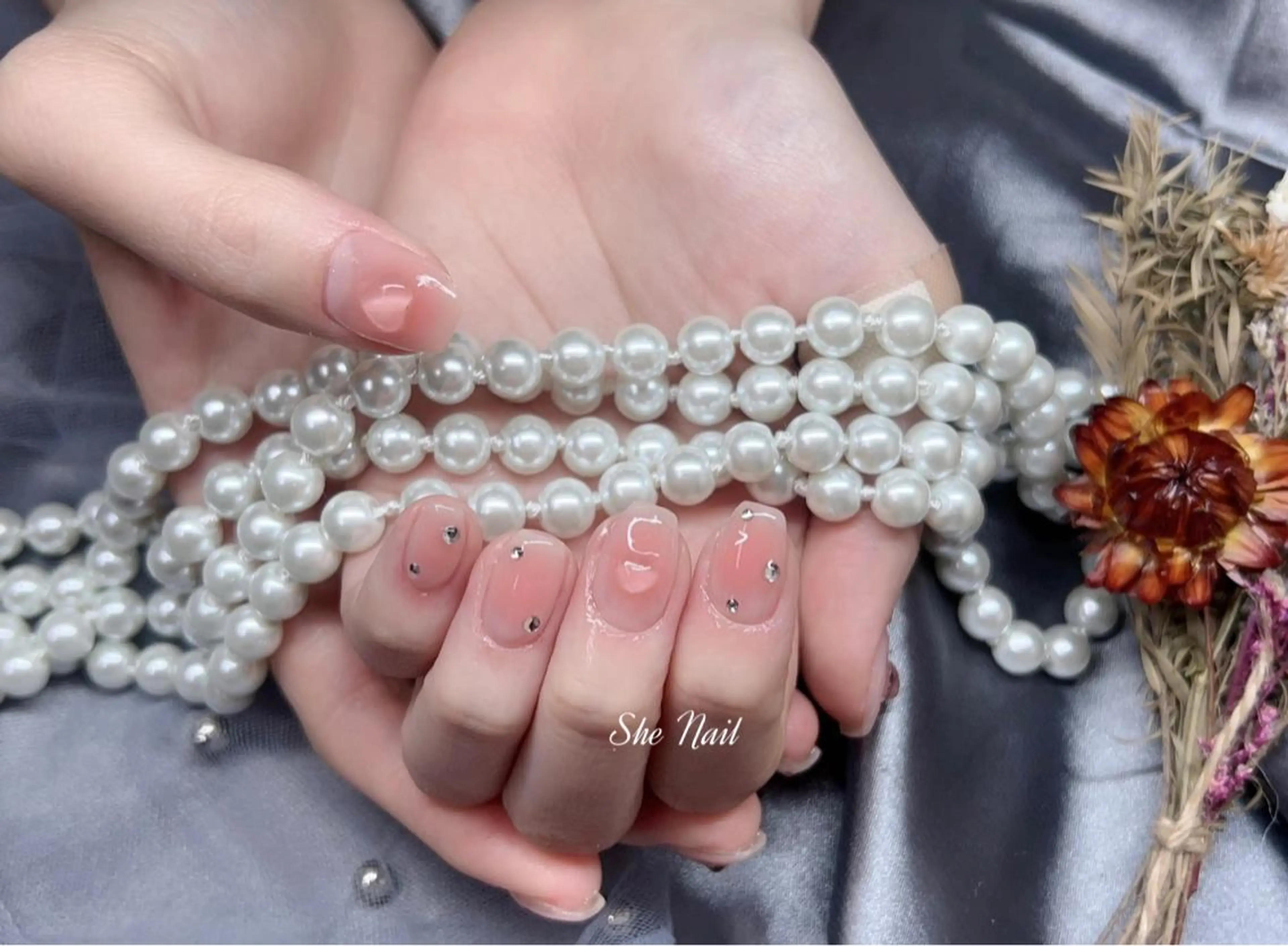 ネイル チークネイル 長さ出し 持ち込み シンプルネイル ネイルチップ She   Nail所属・ISA_ BELLAのネイルデザイン