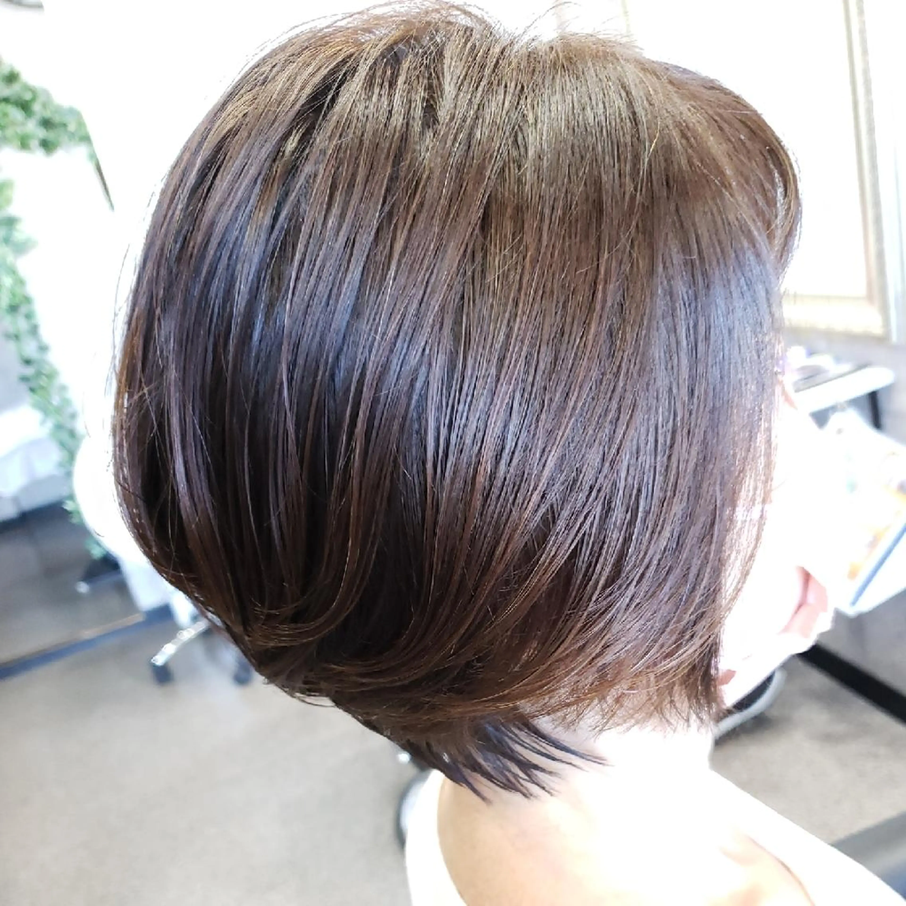 ショート パーマ くびれヘア ショートヘア 黒田 かな子のヘアスタイル