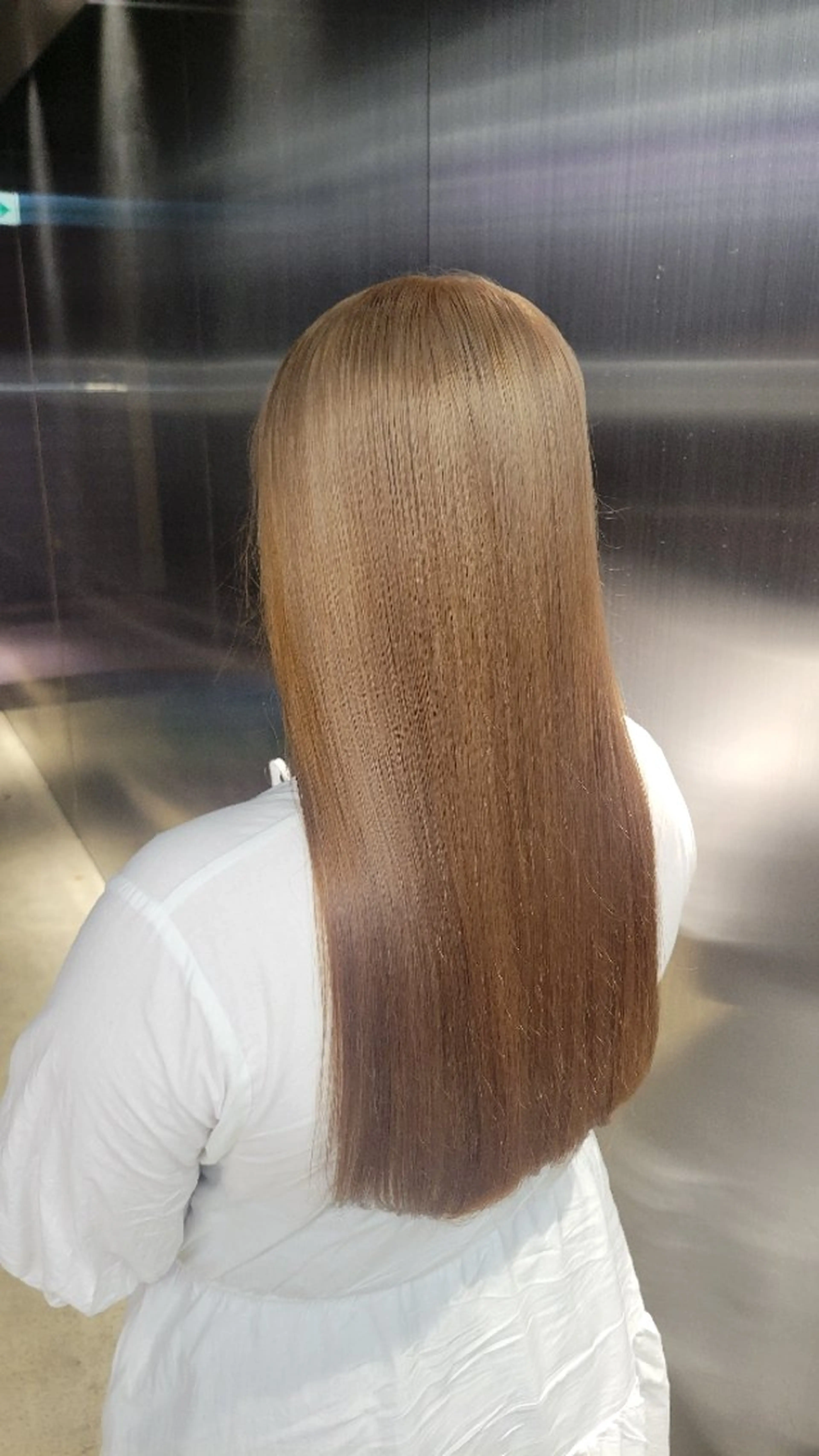 ロング カラー ベージュカラー ブリーチ ヘーゼル PELE栄ANNEX所属・PELE/栄/ ショート/SOAのヘアスタイル